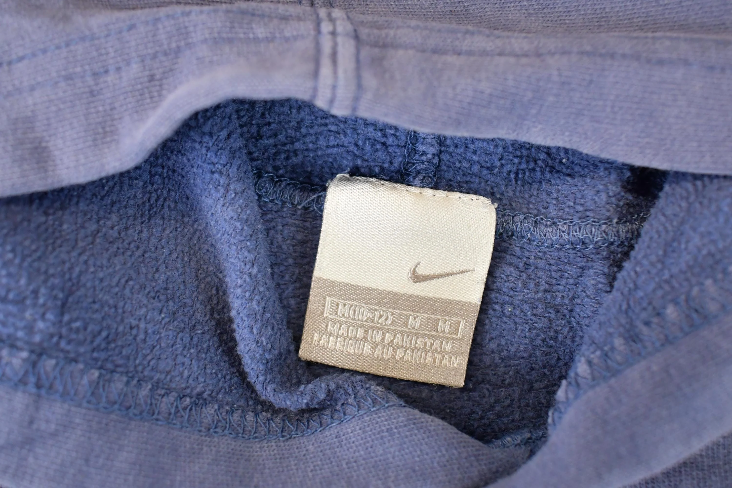 Vintage 1990s Nike Embroidered Mini Swoosh Hoodie Sweatshirt Men's S - Image 4