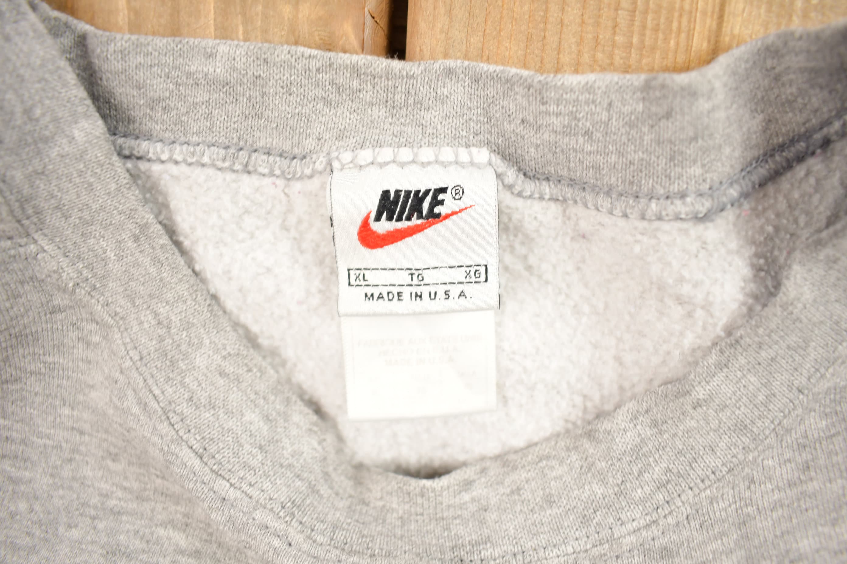 Vintage 1990s Nike Heather Grey Mini Swoosh Crewneck Sweatshirt Men's XL - Image 4