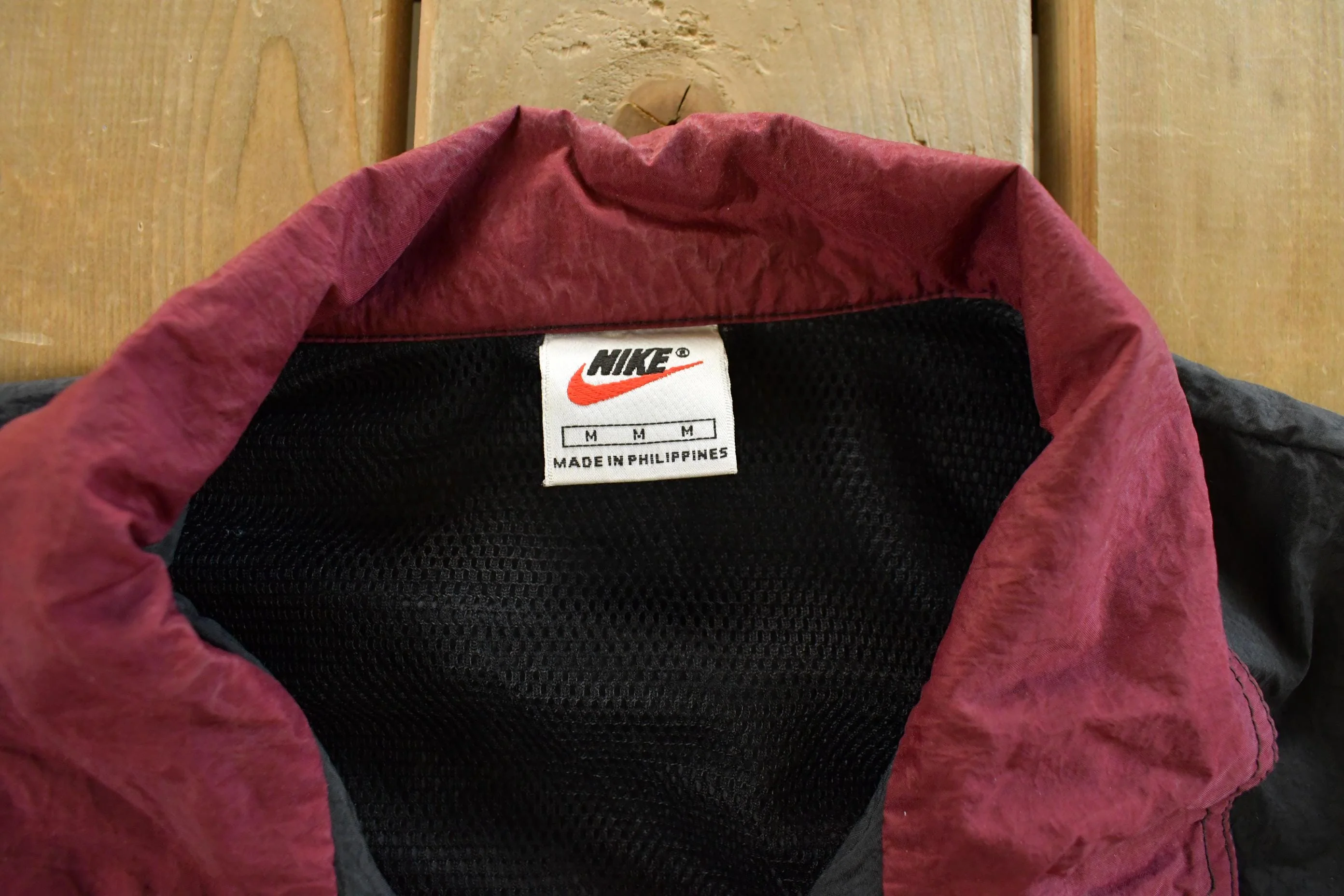 Vintage 1990s Nike Mini Swoosh Windbreaker Jacket Men's Medium - Image 4