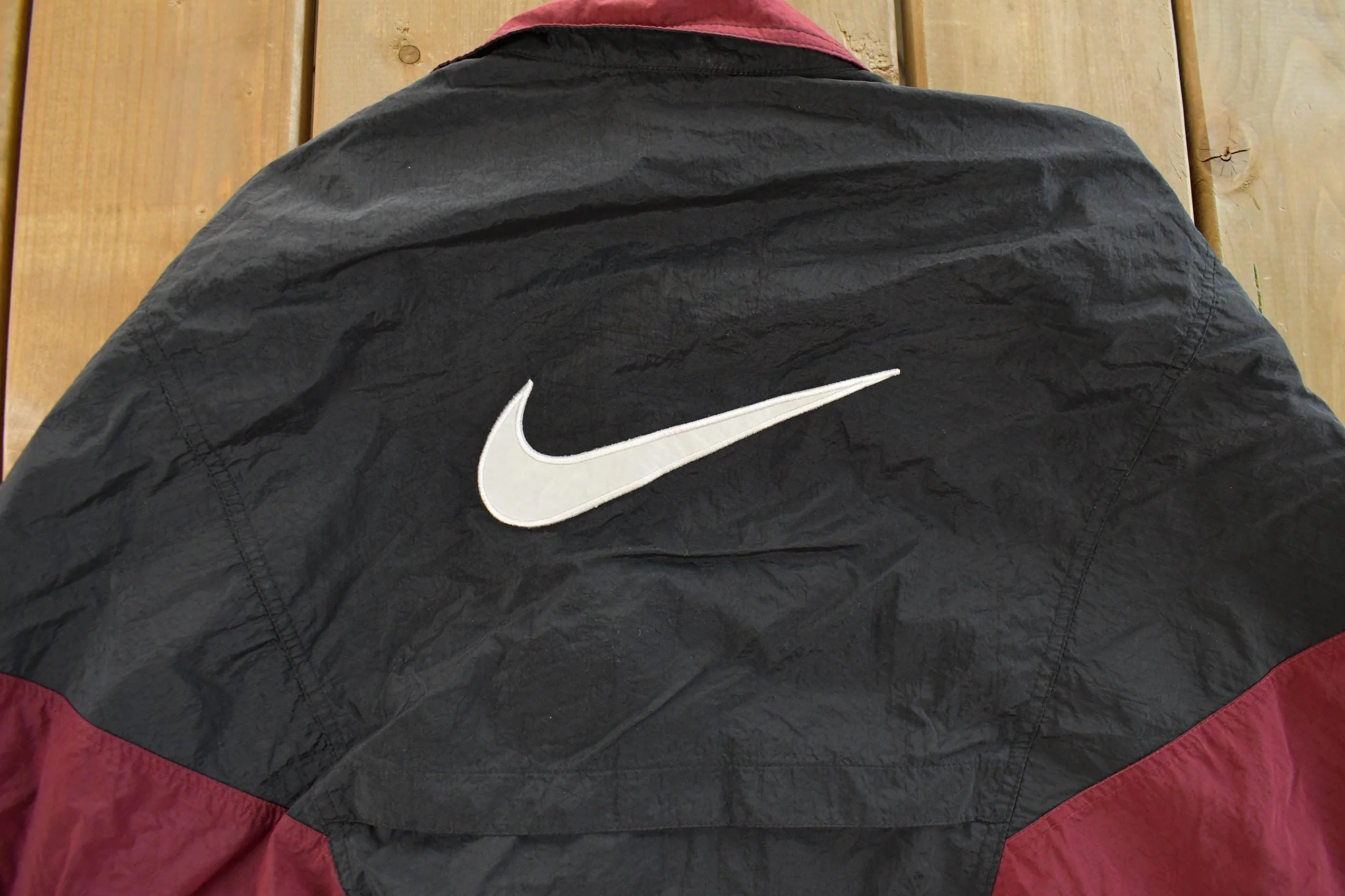 Vintage 1990s Nike Mini Swoosh Windbreaker Jacket Men's Medium - Image 5