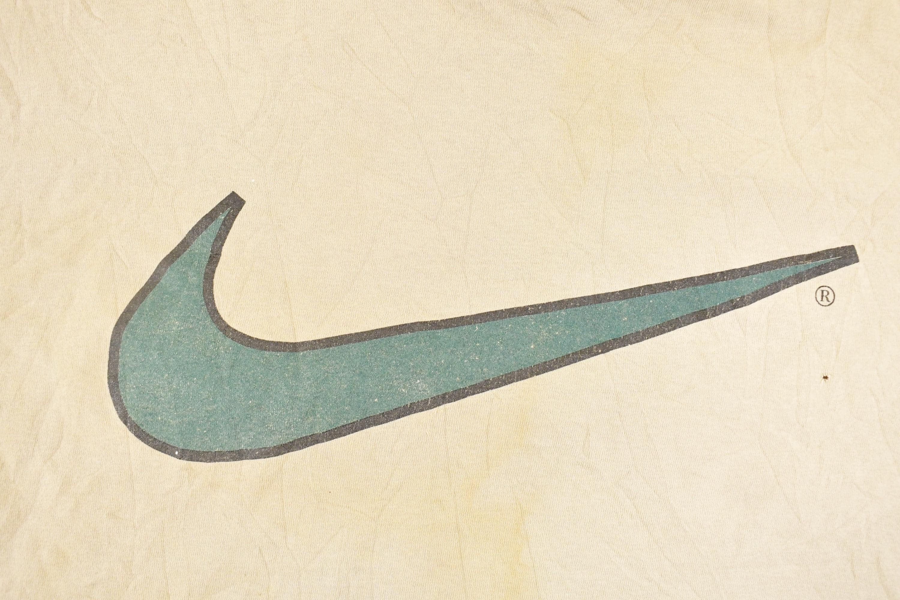 Vintage 1990s Nike T-Shirt Men's XL - Image 3