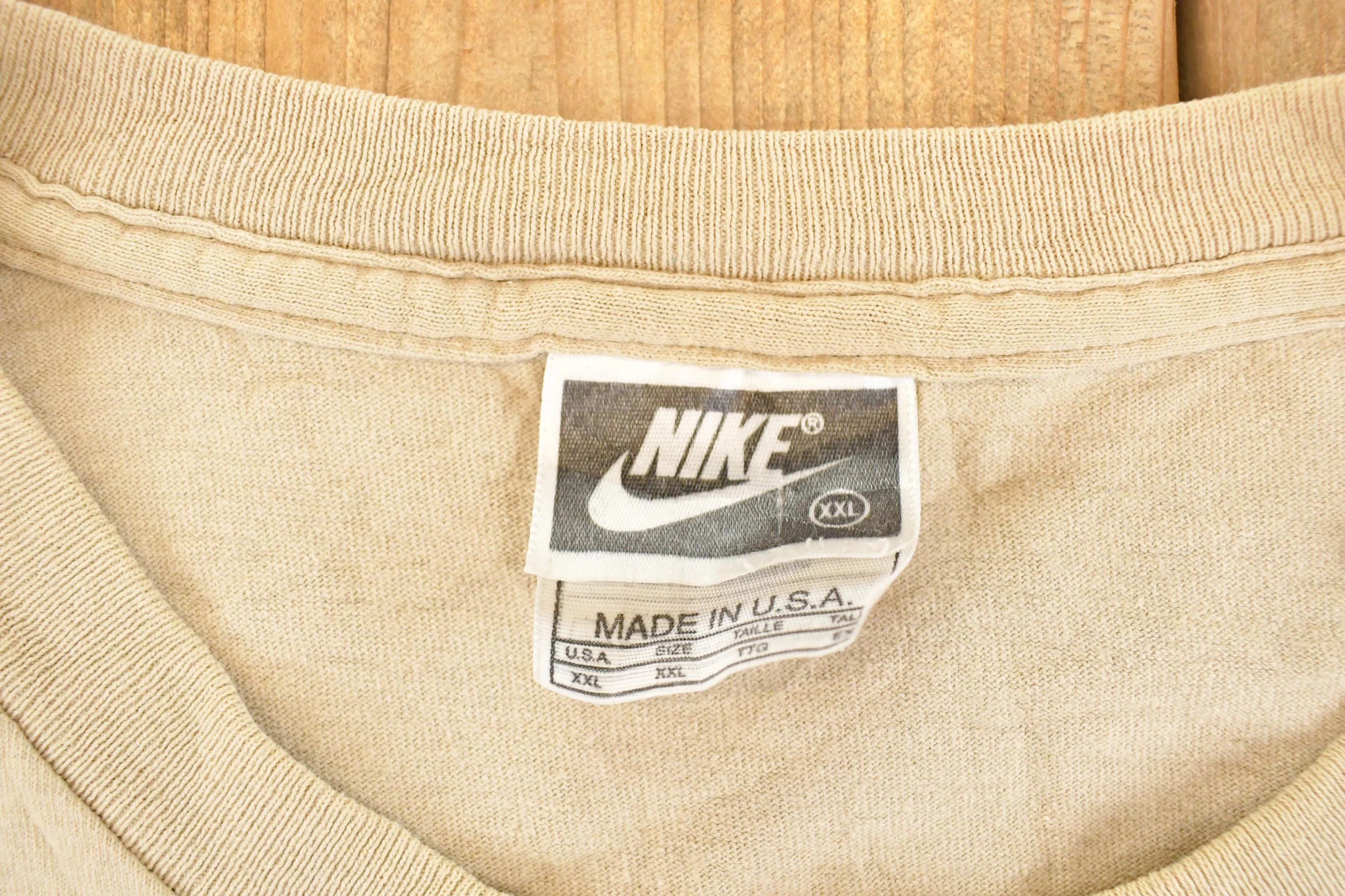 Vintage 1990s Nike T-Shirt Men's XL - Image 4