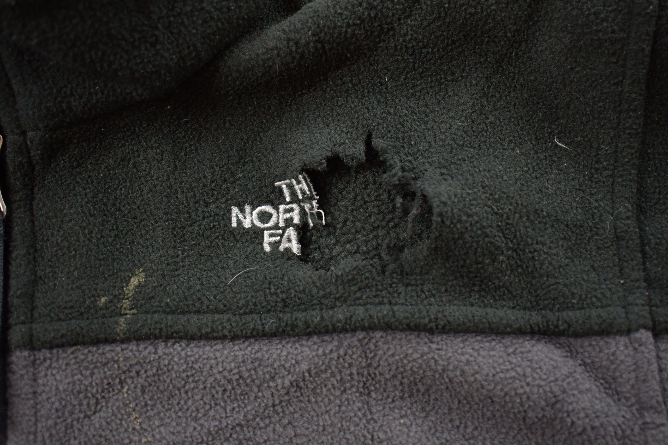Vintage 1990s North Face Zip Up Fleece Sweater Youth M - Image 3