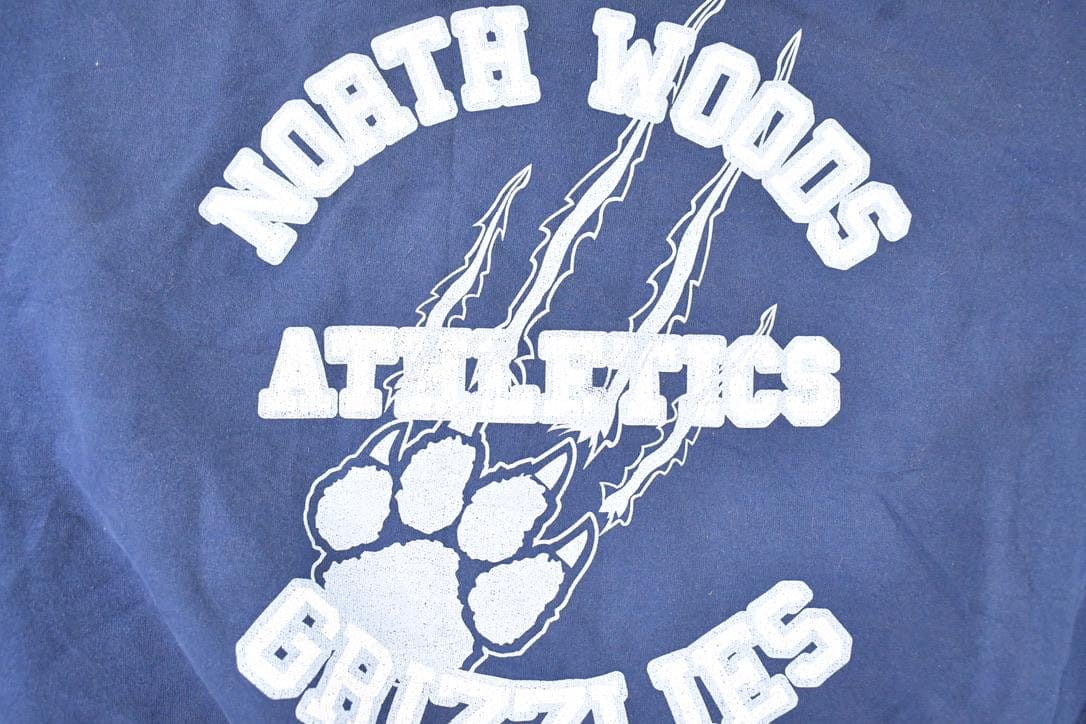 Vintage 1990s North Woods Grizzlies University Crewneck Sweater Men's XXL - Image 3