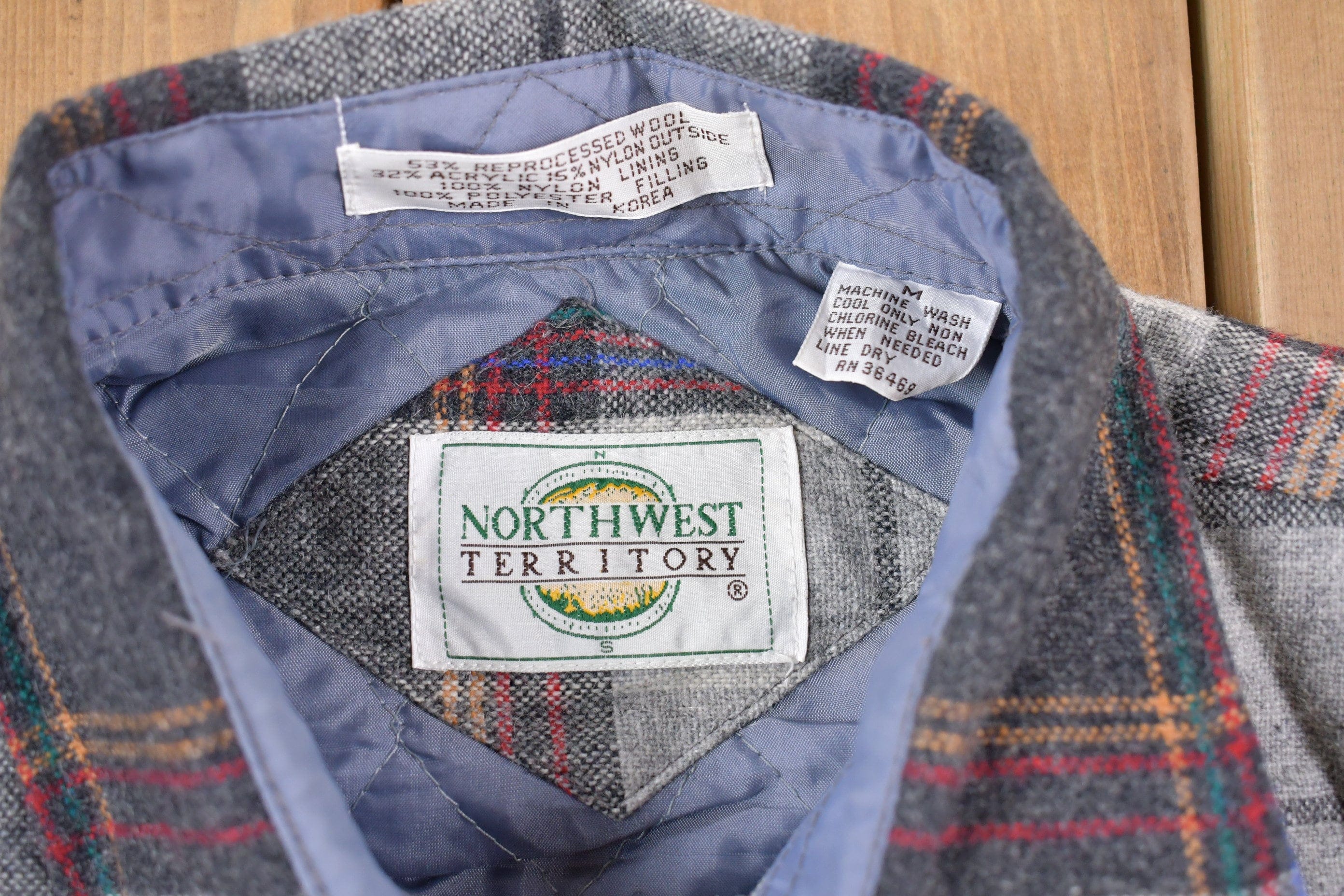 Vintage 1990s Northwest Territory Lined Plaid Button Up Shirt Men's Medium - Image 3