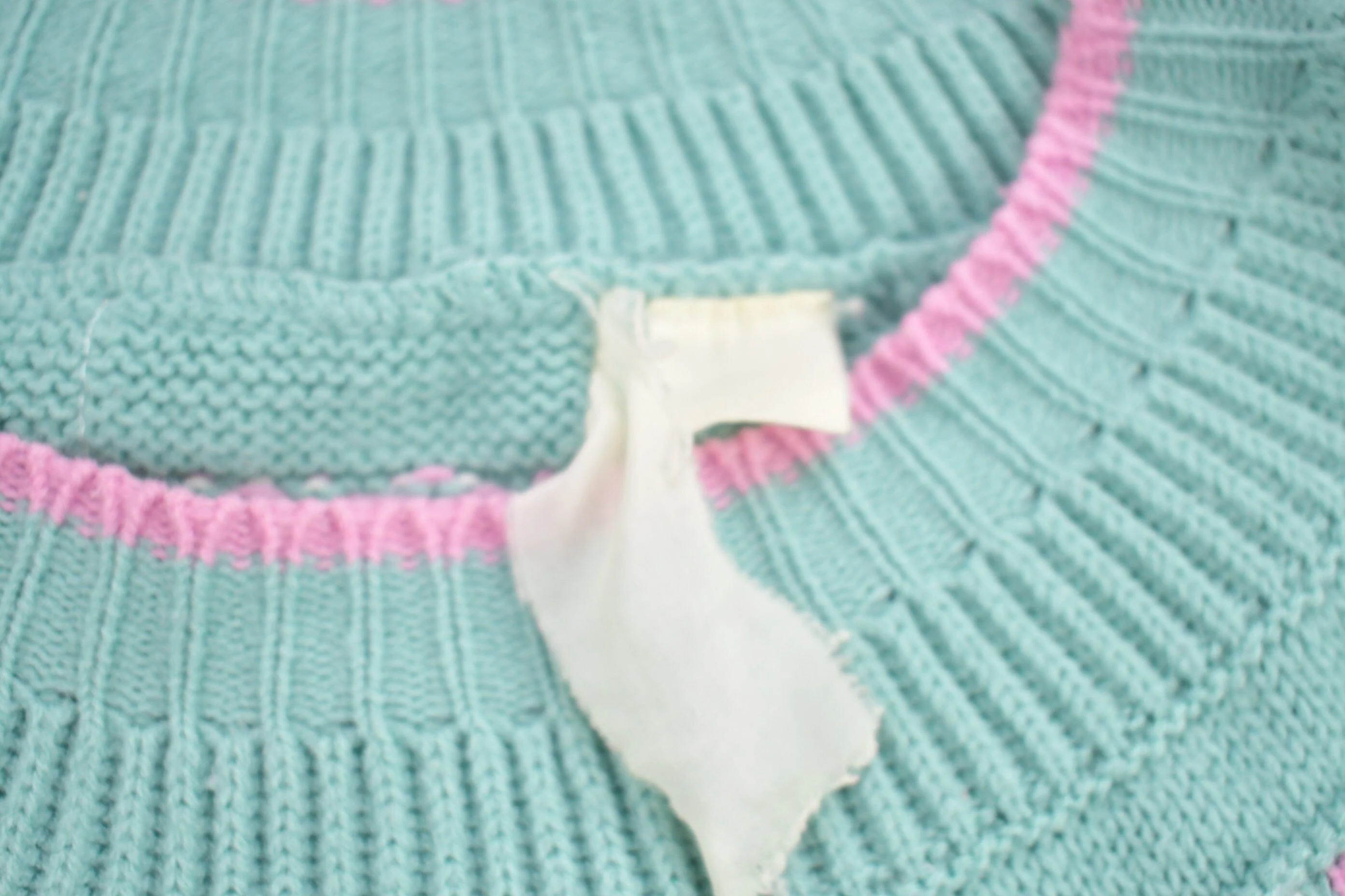 Vintage 1990s Pastel Cable Knitted Crewneck Sweater - Image 3