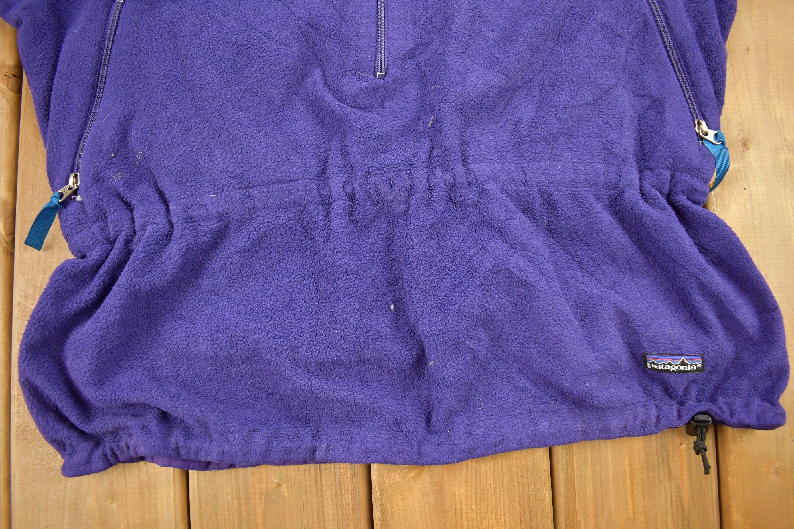 Vintage 1990s Patagonia Purple Half Zip Cinched Sweatshirt Men's Large - Image 4