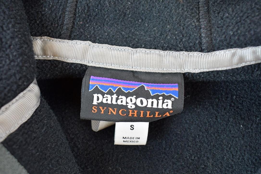 Vintage 1990s Patagonia Synchilla Fleece Hooded Sweater Men's Small - Image 3