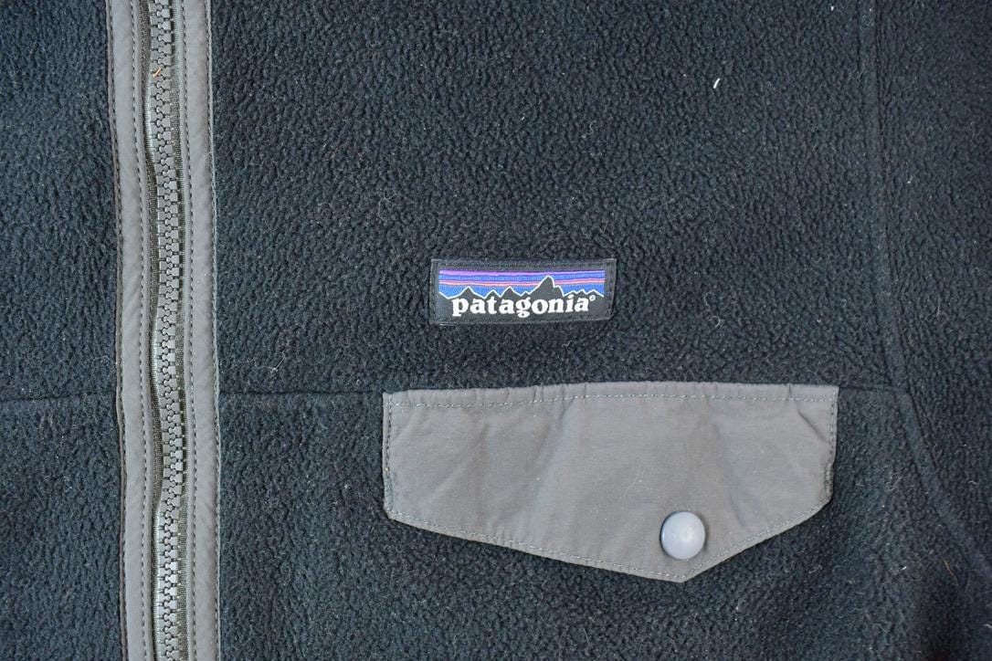 Vintage 1990s Patagonia Synchilla Fleece Hooded Sweater Men's Small - Image 4
