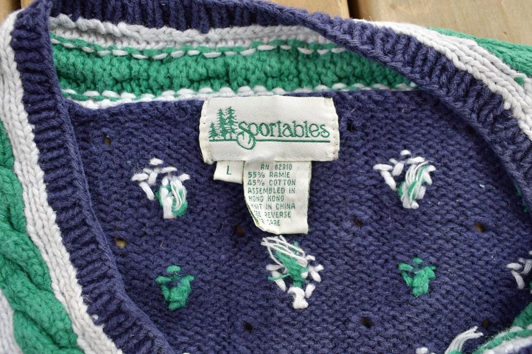 Vintage 1990s Patterned V-Neck Knitted Sweater Women's M - Image 3
