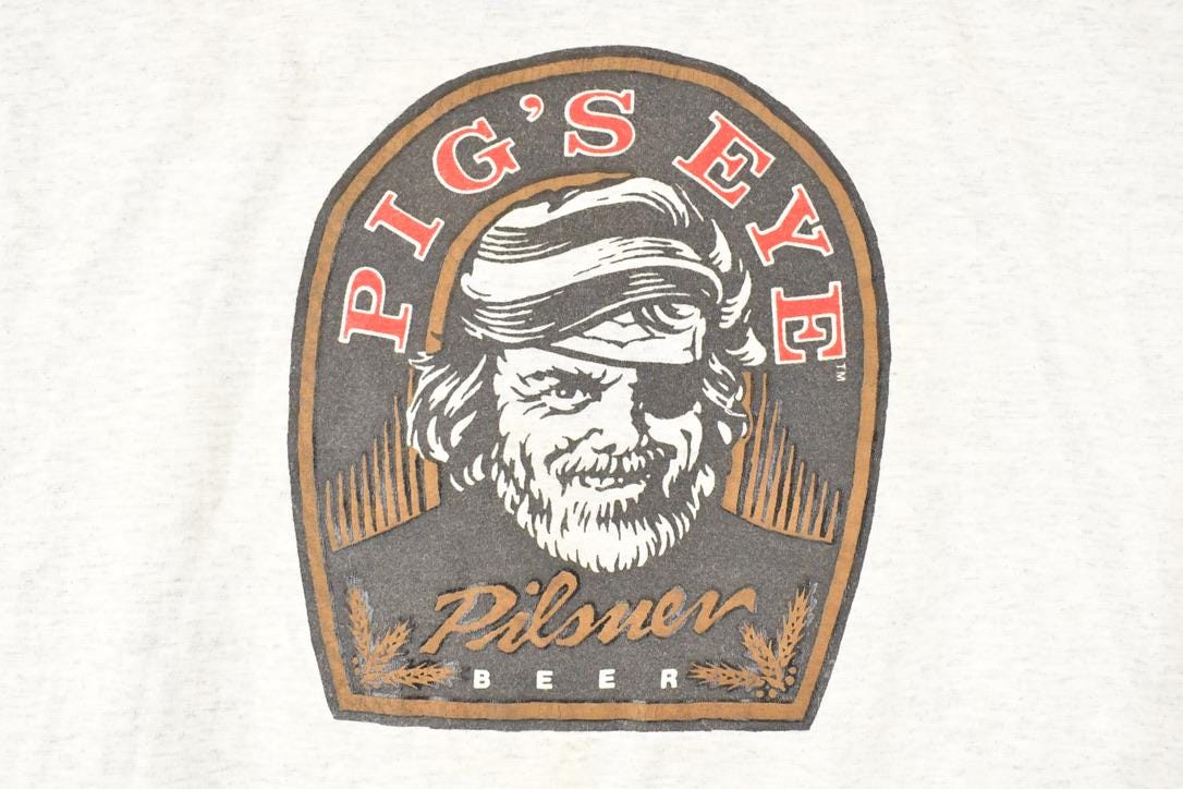 Vintage 1990s Pig's Eye Pilsner Souvenir Travel T-Shirt Men's XL - Image 3
