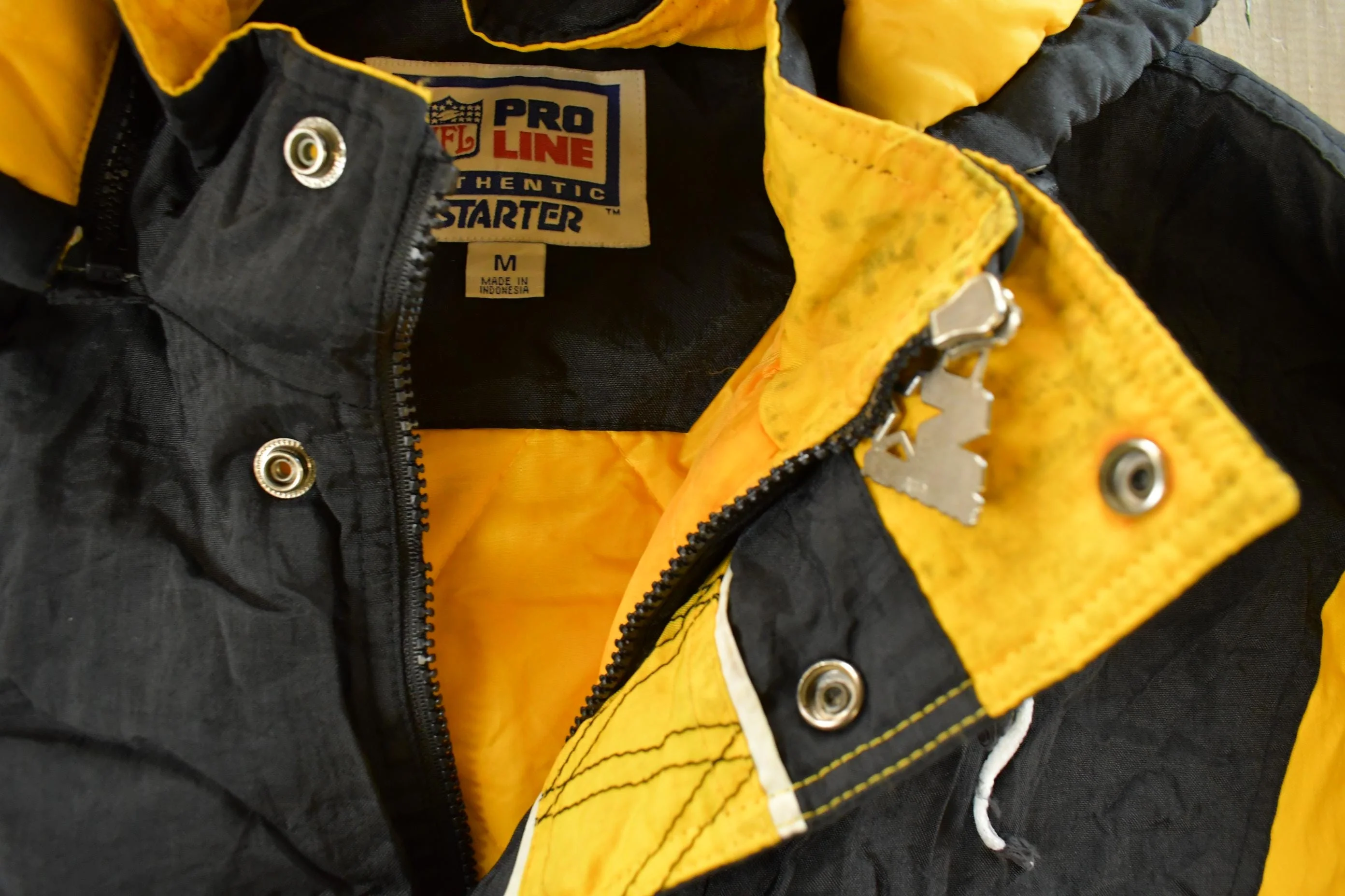 Vintage 1990s Pittsburgh Steelers Starter NFL Anorak Jacket Men's Medium - Image 5