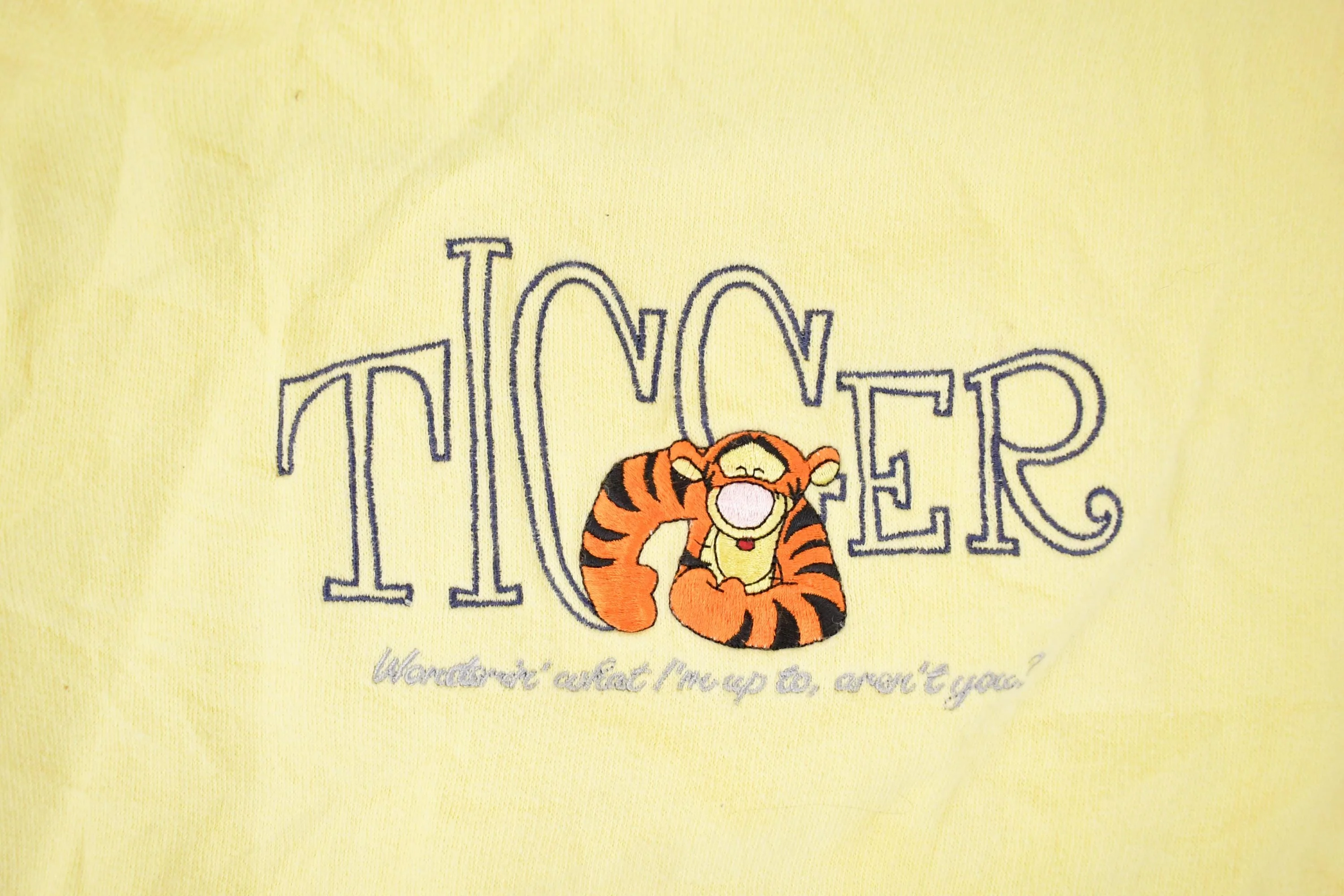 Vintage 1990s Pooh Tigger Embroidered Disney Crewneck Sweater Men's L - Image 3