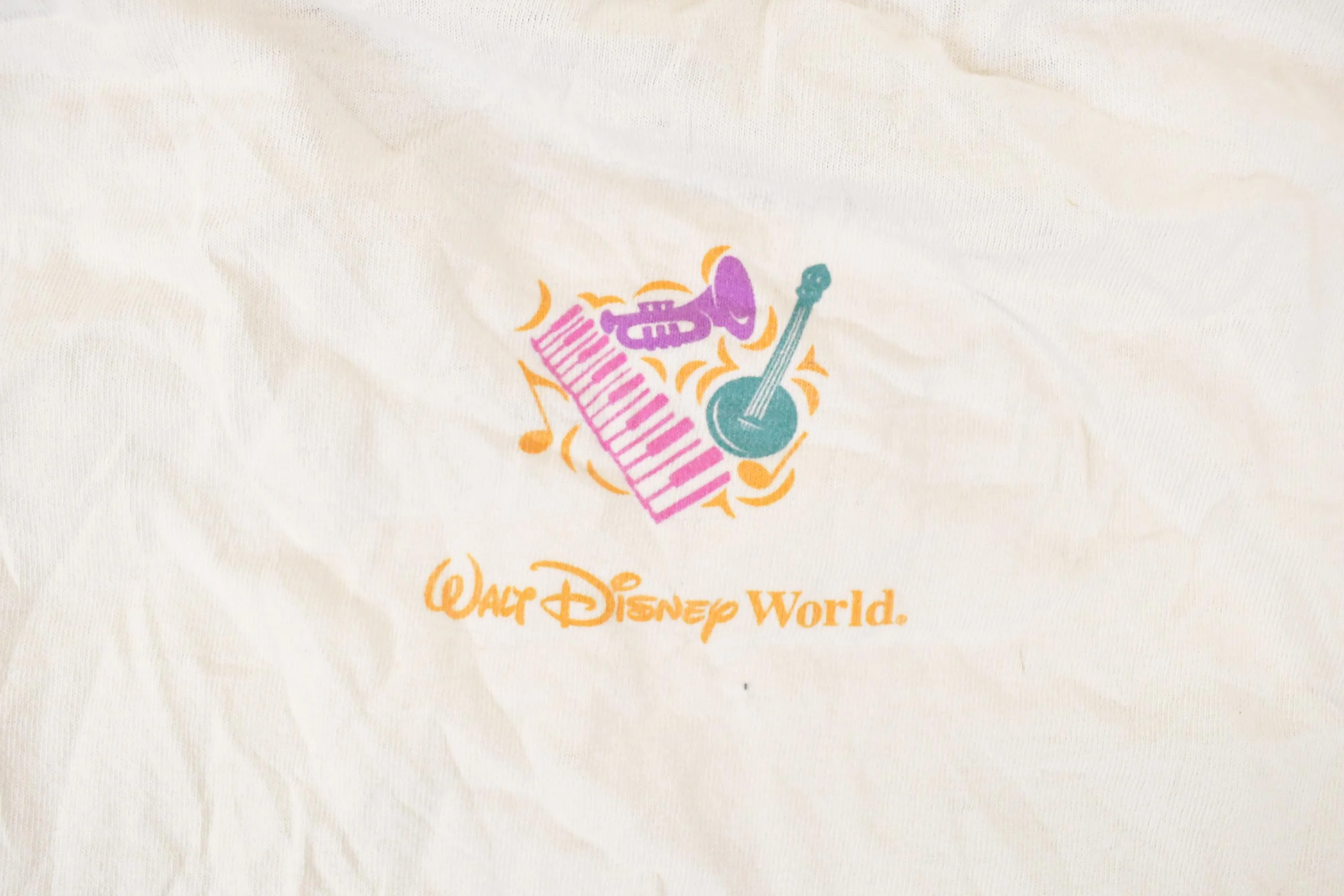 Vintage 1990s Port Orleans Disney Crewneck Shirt Men's M - Image 4