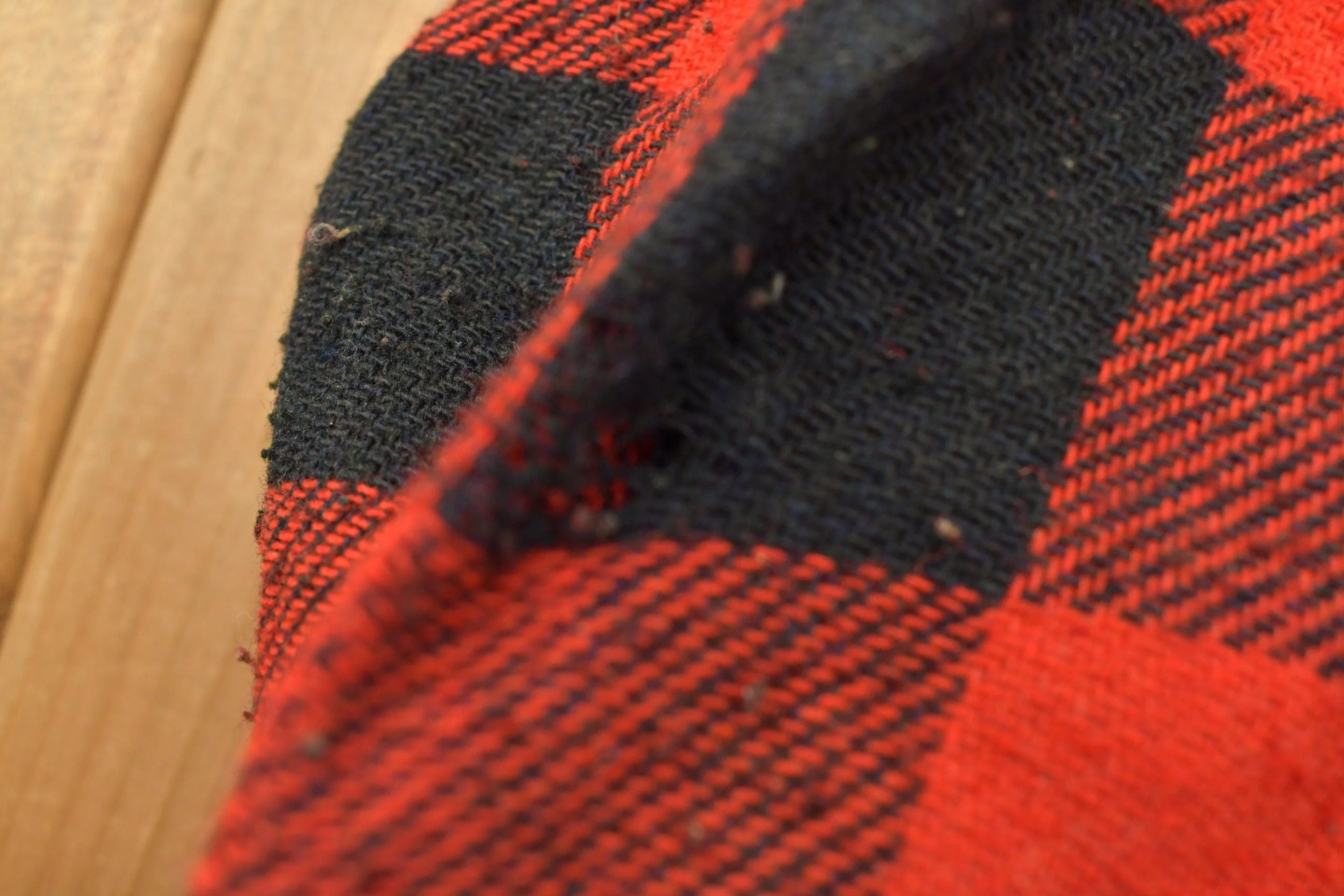 Vintage 1990s Red Plaid Flannel Button Up Shirt Men's Large - Image 5
