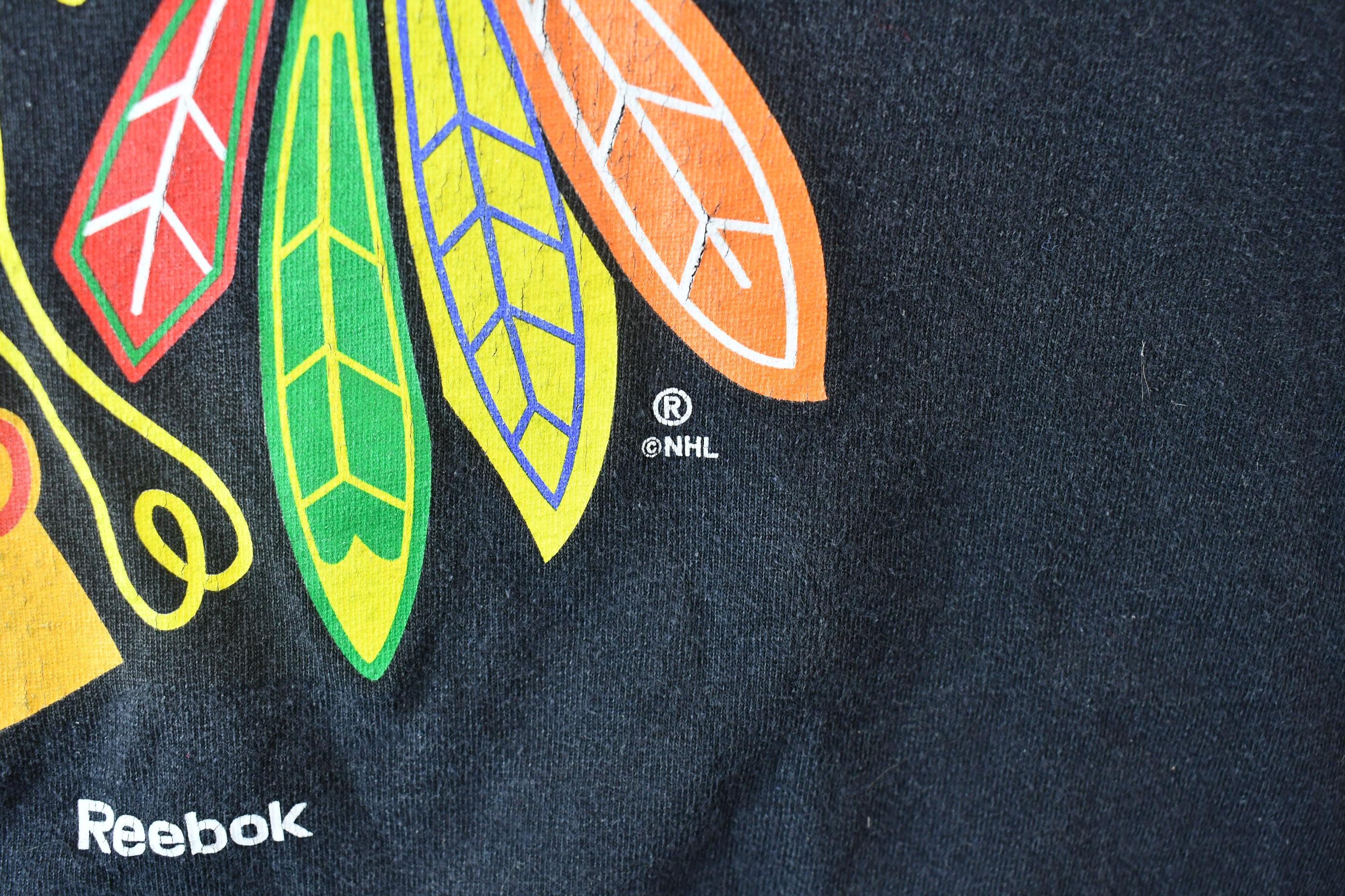 Vintage 1990s Reebok Chicago Blackhawks NHL Hockey Logo Graphic T-Shirt Youth M - Image 4