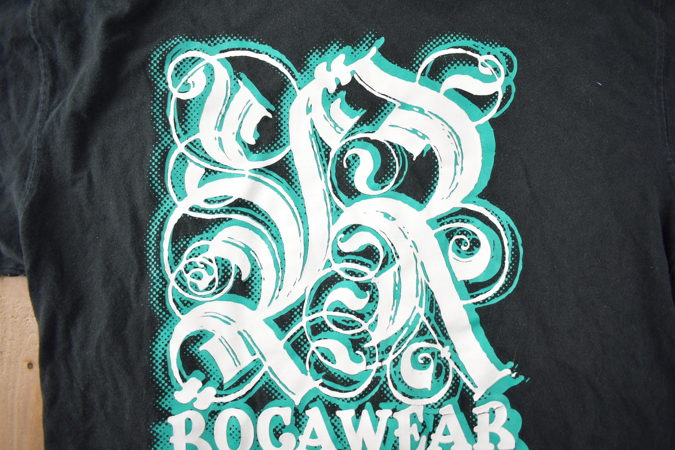 Vintage 1990s Rocawear Graphic T Shirt Women's XL - Image 3