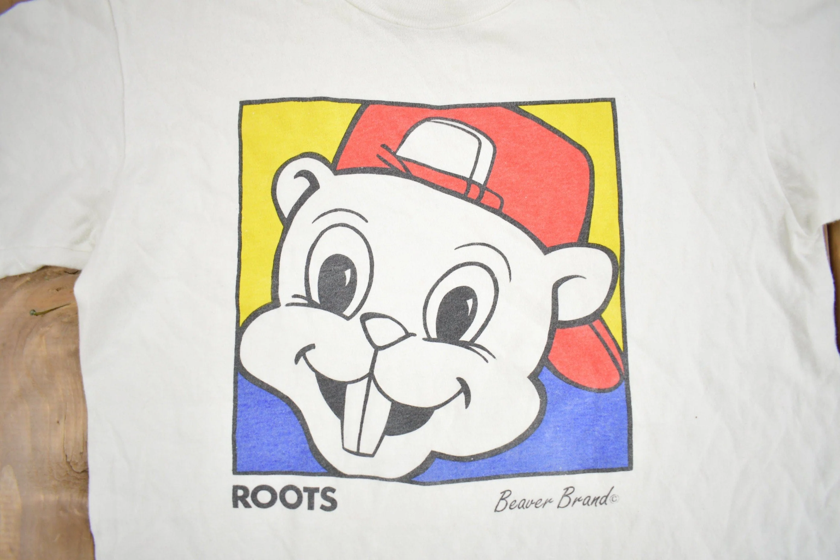 Vintage 1990s Roots Beaver Brand Graphic T-Shirt Youth XS Men's XS - Image 3