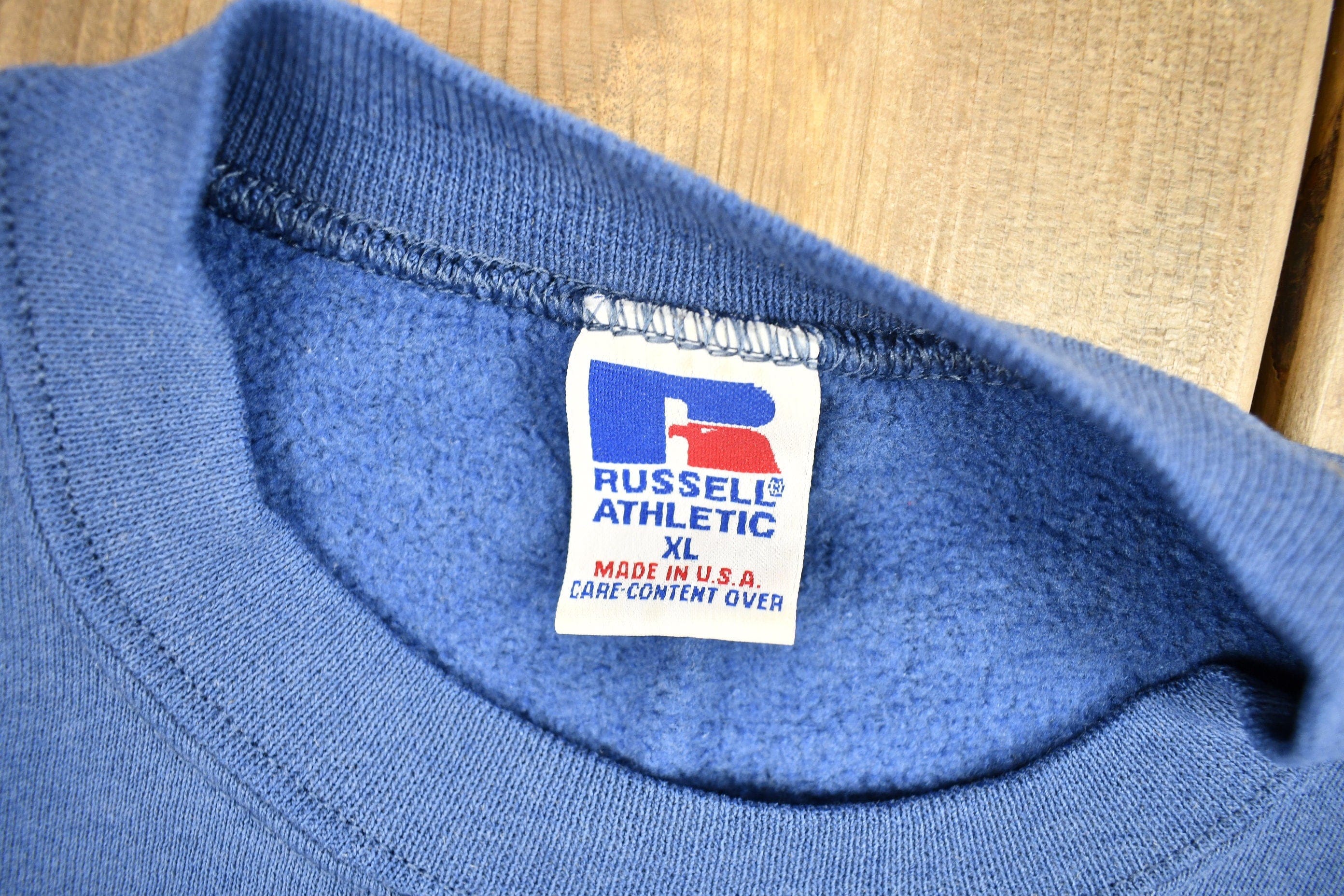 Vintage 1990s Russell Athletics Blank Blue Crewneck Sweatshirt Men's XL - Image 6