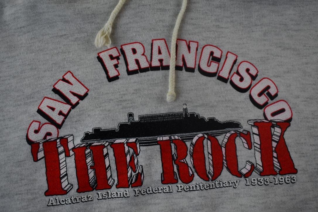 Vintage 1990s San Francisco The Rock Alcatraz Penitentiary Hoodie Men's Large - Image 4