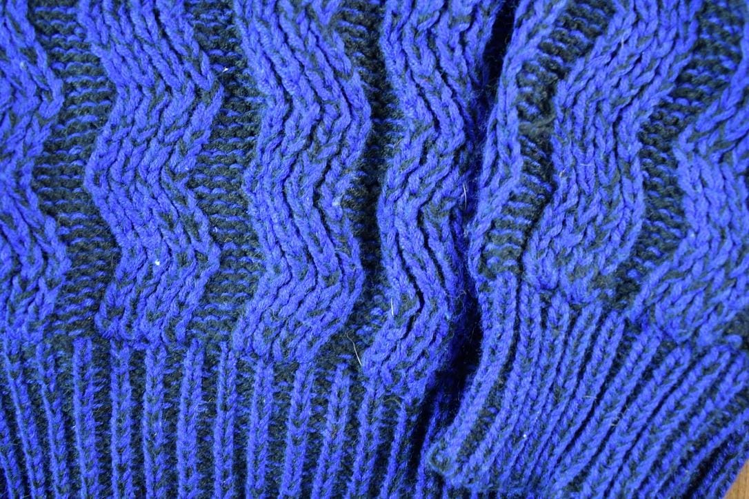 Vintage 1990s Software Knit Abstract Pattern Crewneck Sweater Mens L - Image 4