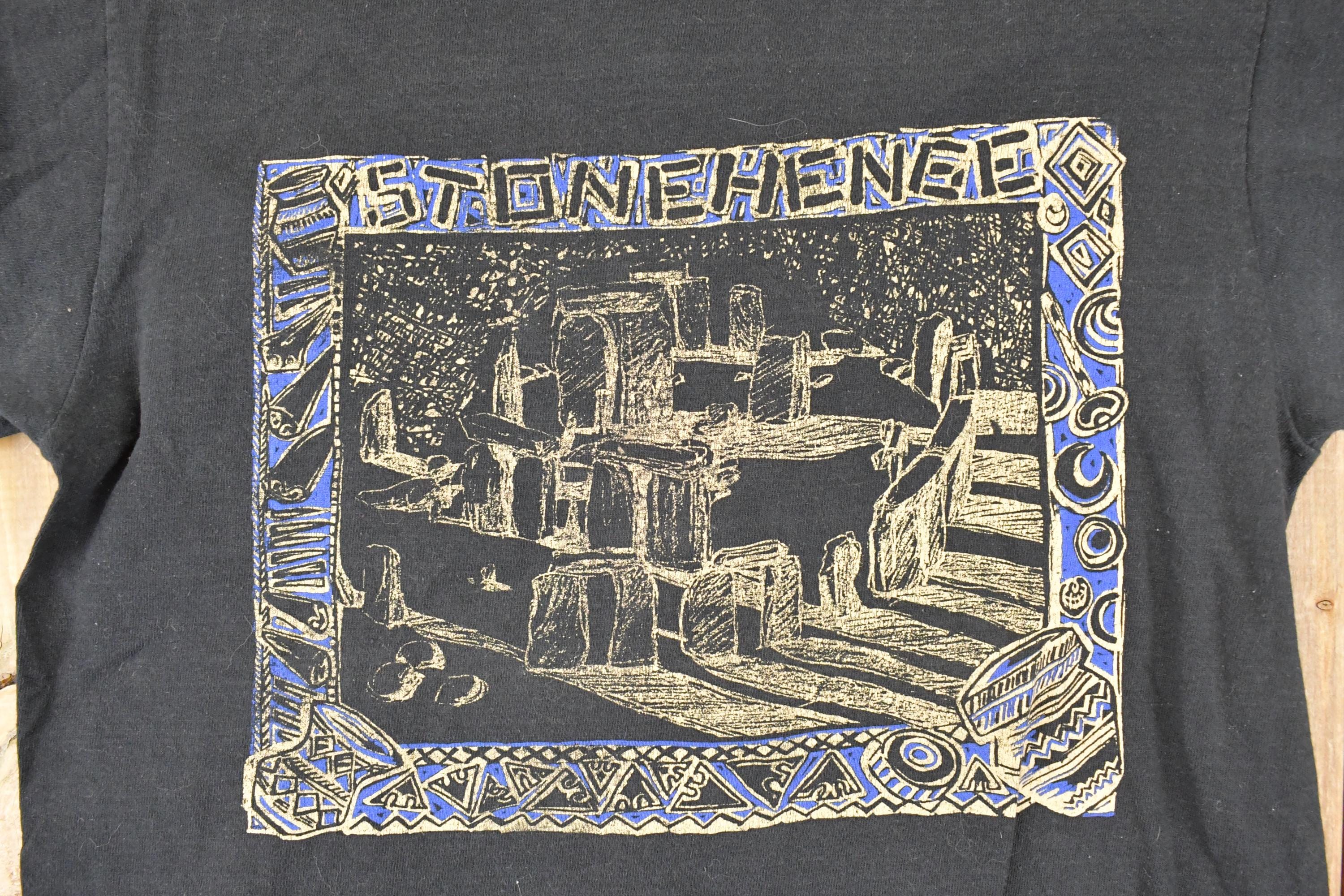 Vintage 1990s Stonehenge Souvenir Travel T-Shirt Men's S - Image 3