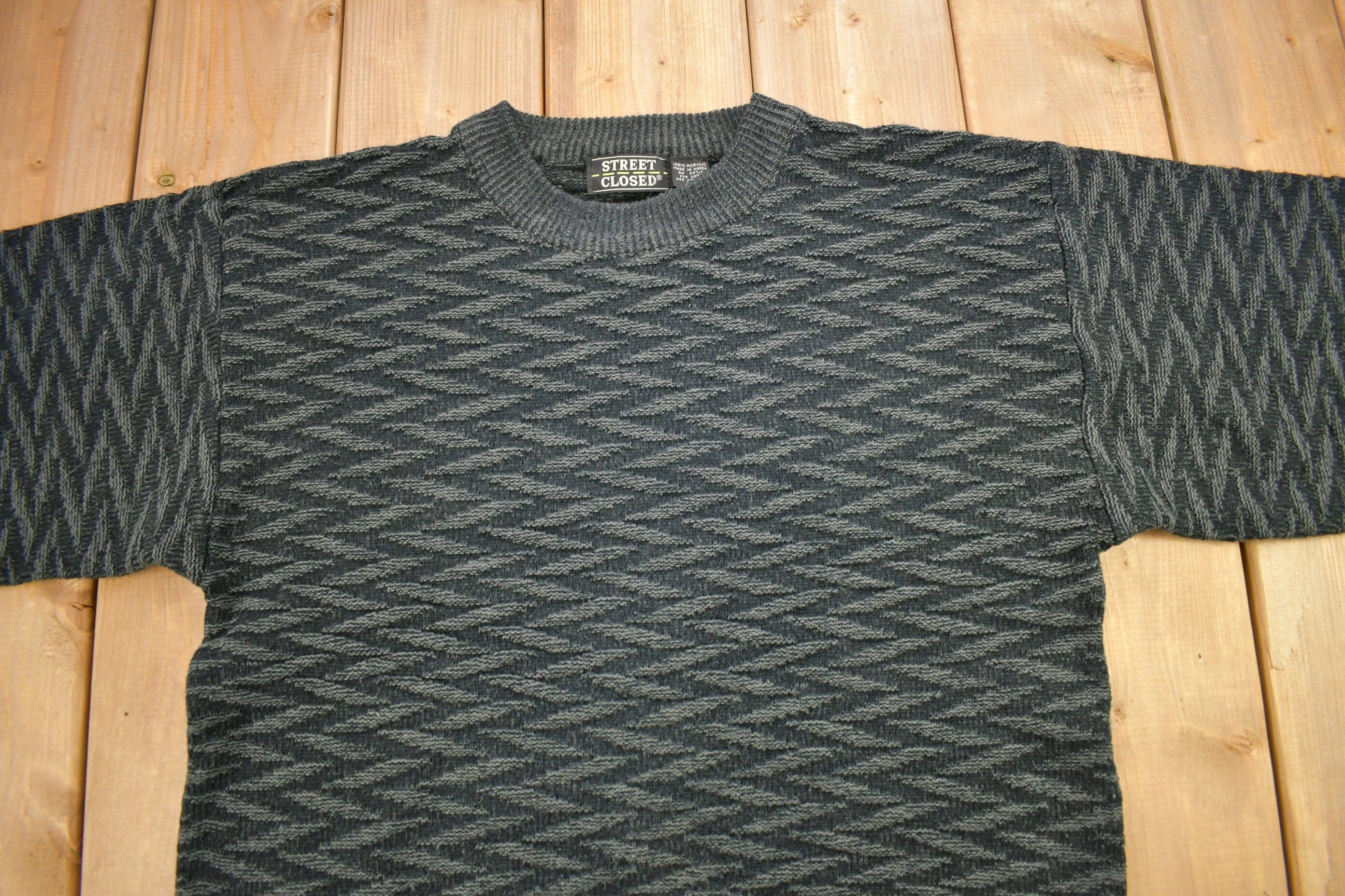 Vintage 1990s Street Closed Striped Knitted Crewneck Sweater Men's Medium - Image 3