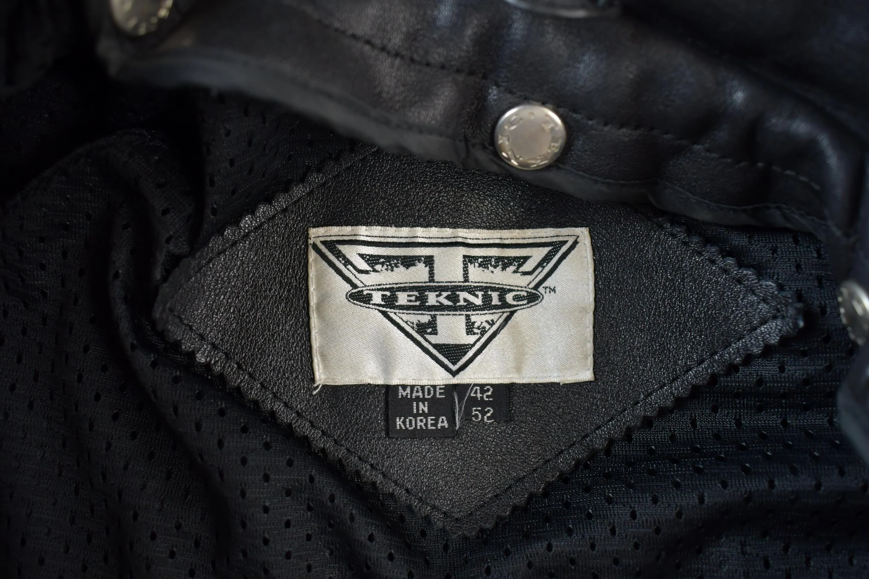 Vintage 1990s Teknic Heavy Padded Leather Biker Motorcycle Jacket - Image 3