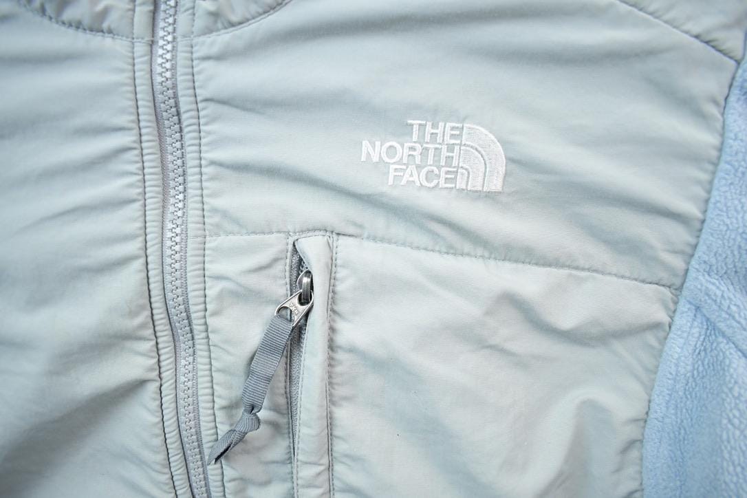 Vintage 1990s The North Face Baby Blue Fleece Sweater Women's Small - Image 4