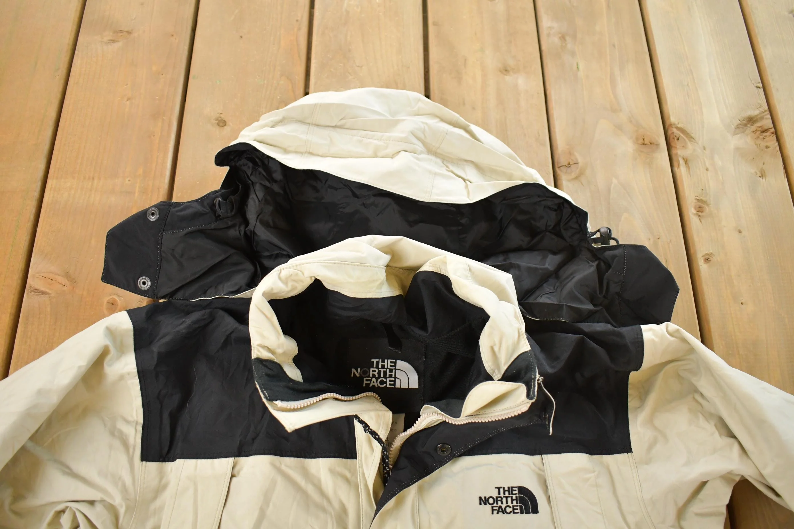 Vintage 1990s The North Face Hyvent Windbreaker Jacket Men's Small - Image 7
