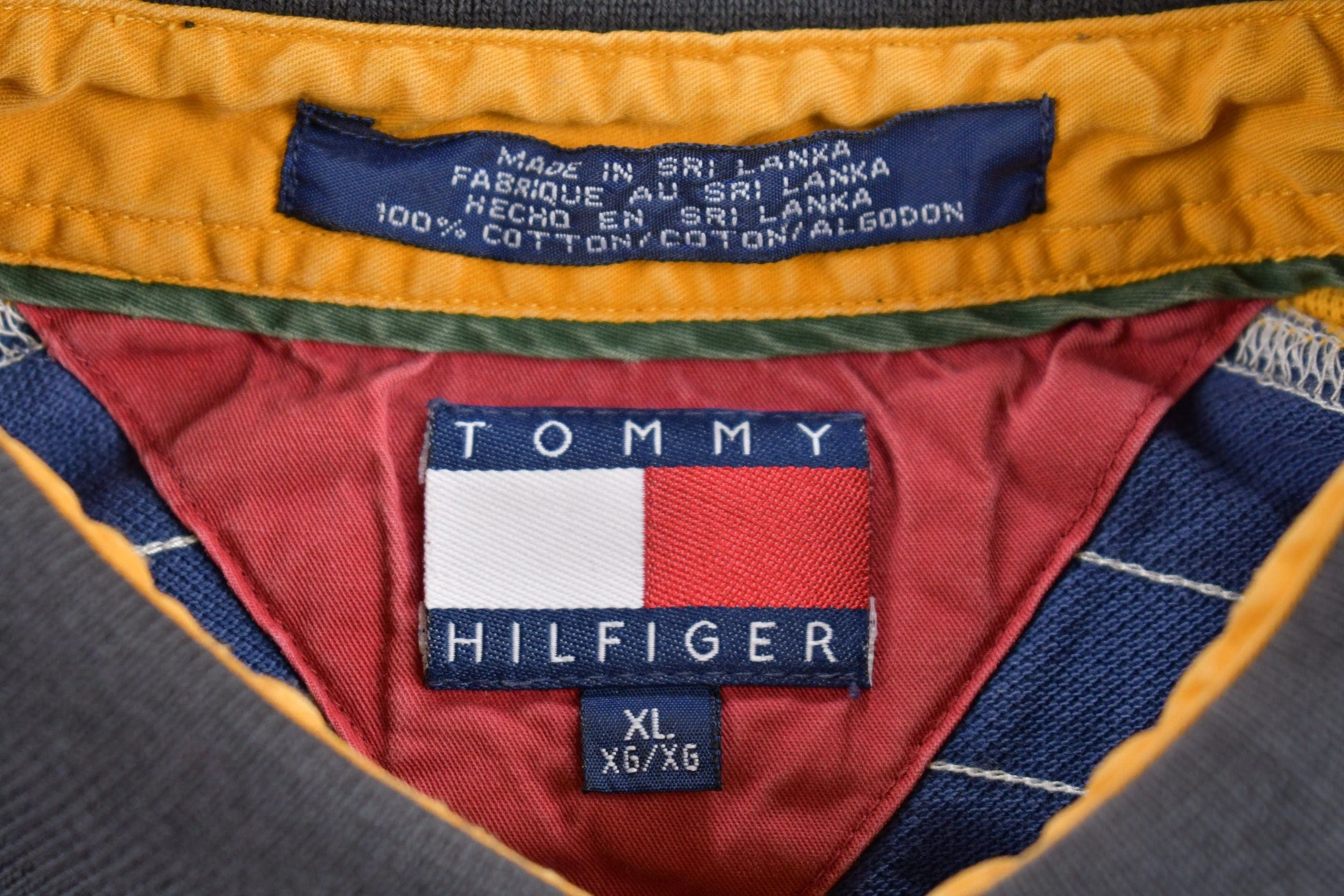 Vintage 1990s Tommy Hilfiger Crest Logo Polo Shirt Men's XL - Image 5