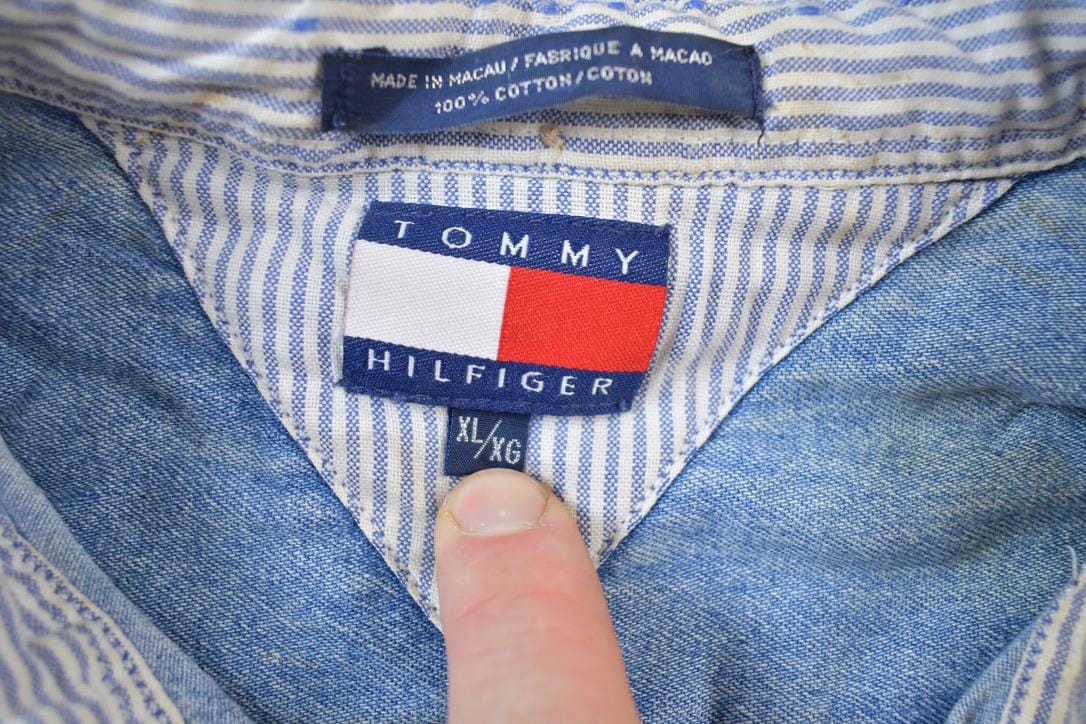 Vintage 1990s Tommy Hilfiger Denim Blank Button Up Shirt Men's XL - Image 3