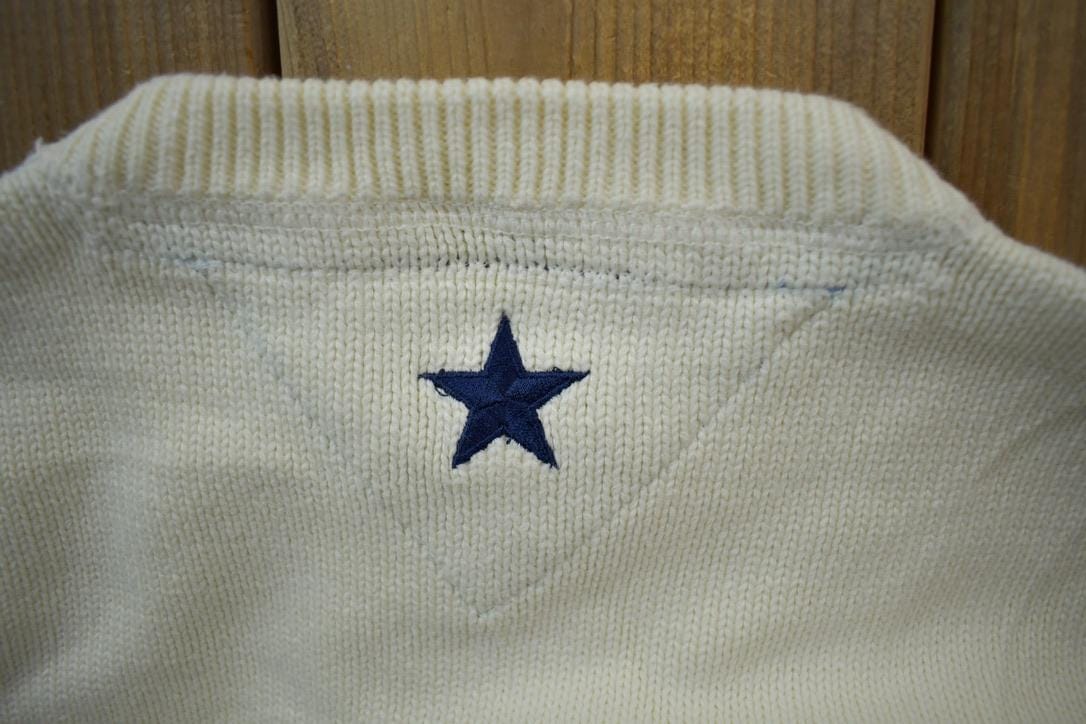 Vintage 1990s Tommy Hilfiger Embroidered Knitted Sweater Men's Large - Image 6