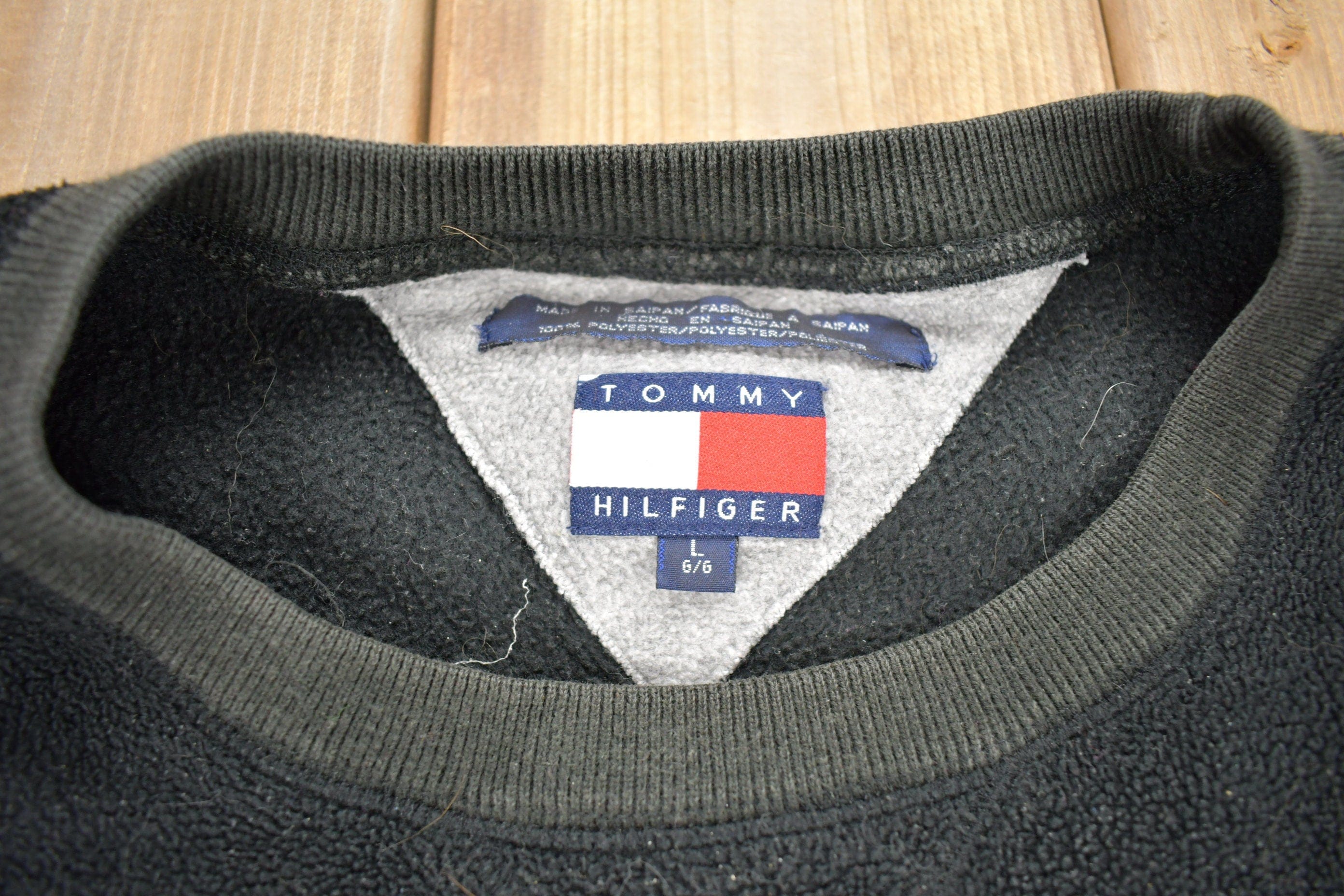 Vintage 1990s Tommy Hilfiger Fleece Crewneck Sweatshirt - Image 4