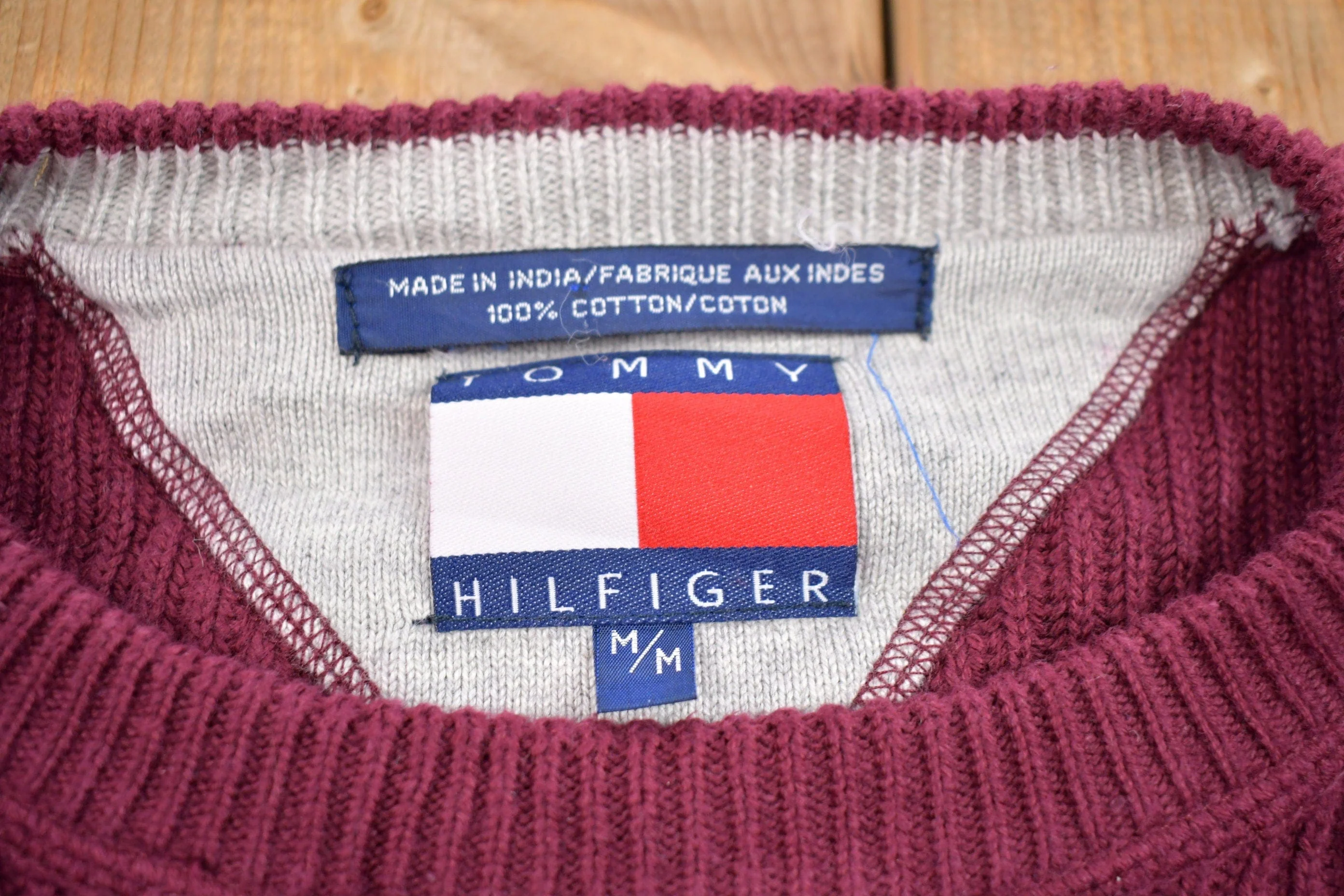 Vintage 1990s Tommy Hilfiger Knitted Crewneck Sweater Men's Medium - Image 3