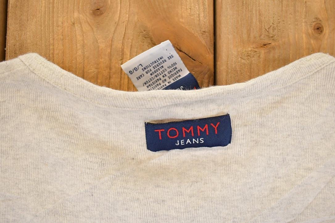 Vintage 1990s Tommy Jeans Loop Embroidered Text Logo Crewneck Sweatshirt Men's M - Image 7