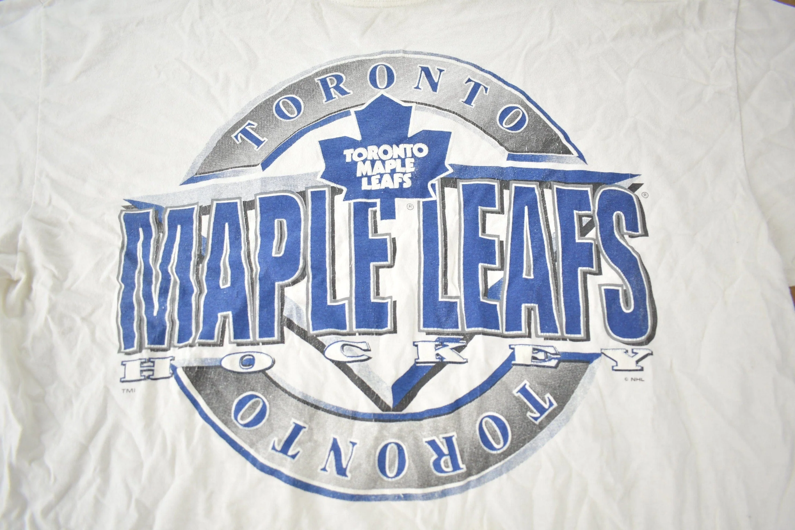 Vintage 1990s Toronto Maple Leafs NHL Hockey Graphic T-Shirt Men's Large - Image 3