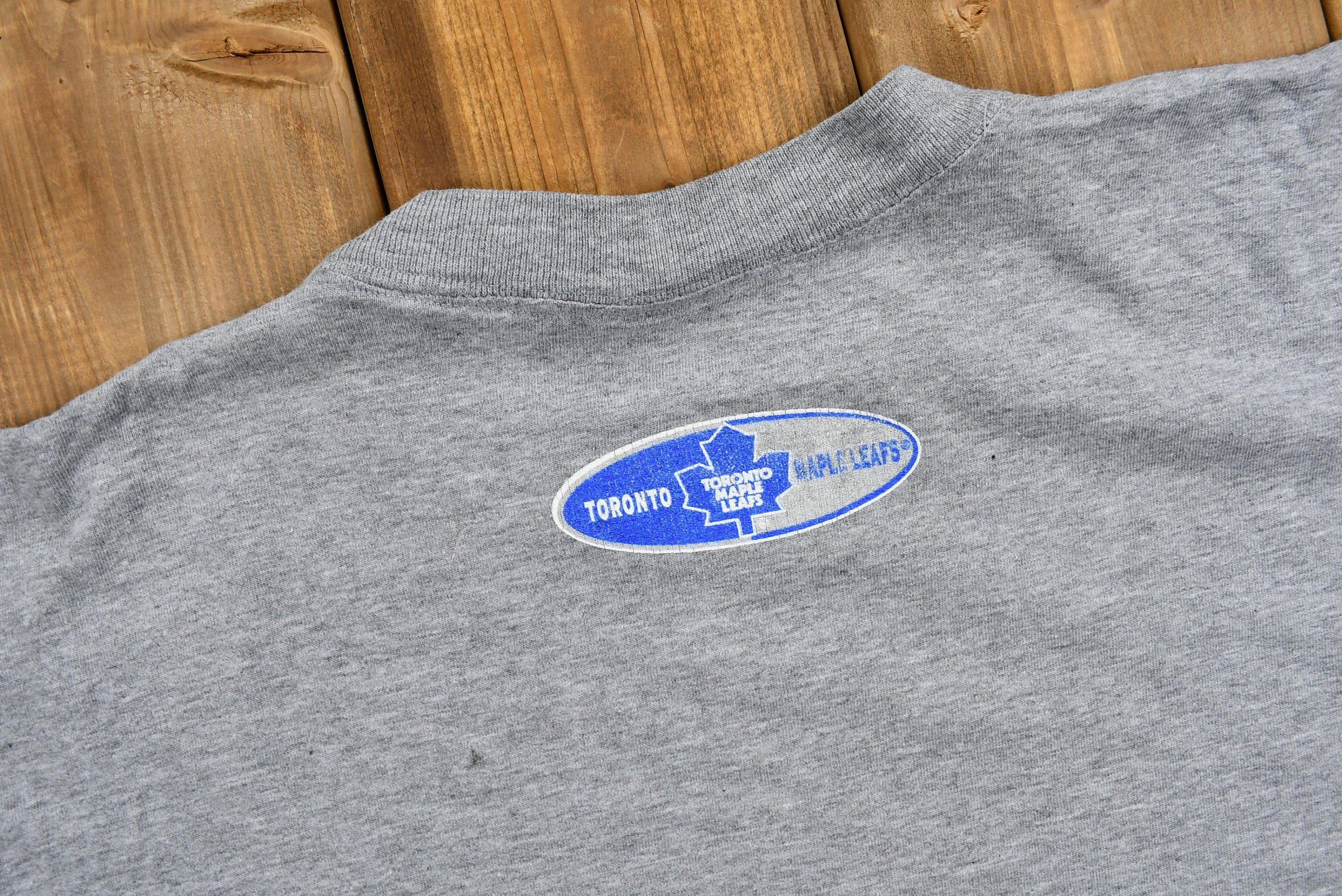 Vintage 1990s Toronto Maple Leafs T-Shirt Men's XL - Image 6