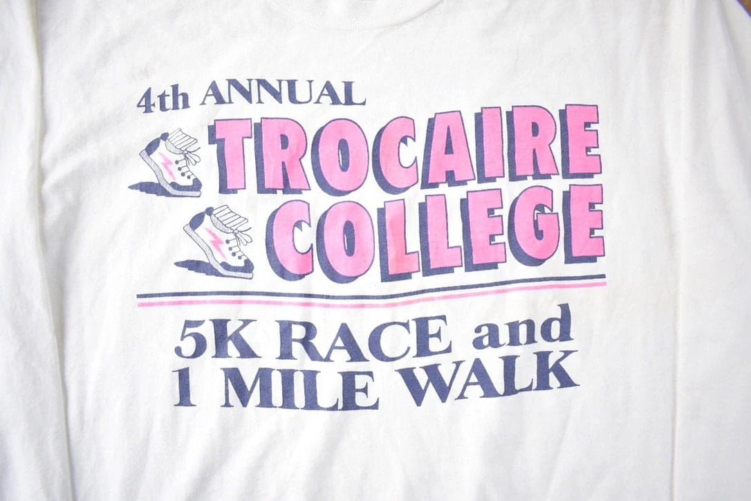 Vintage 1990s Trocaire College 5K Race Souvenir Long T Shirt Made In USA Size XL - Image 3