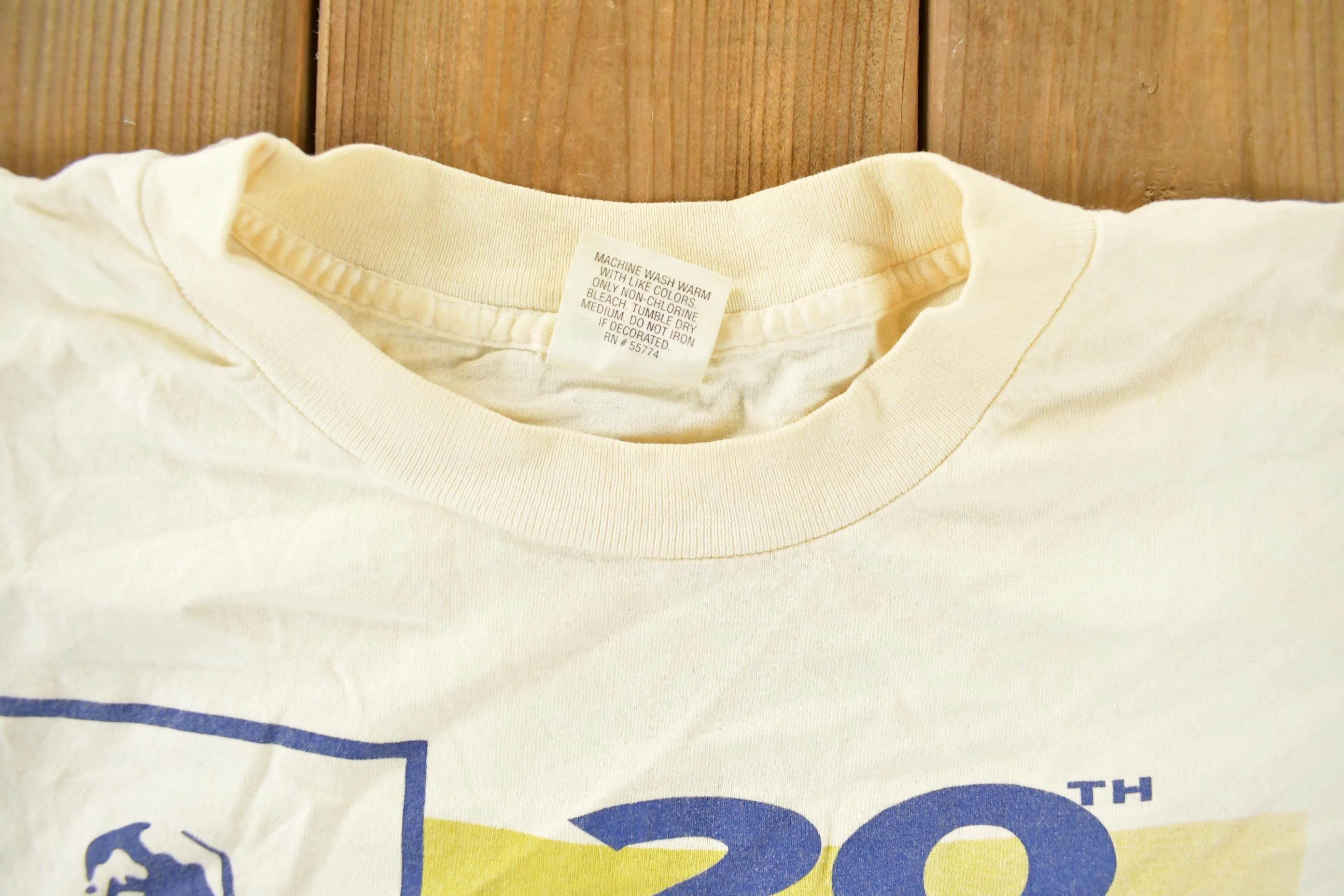 Vintage 1990s Tufts Health Plan Running Souvenir T-Shirt Men's Large - Image 4
