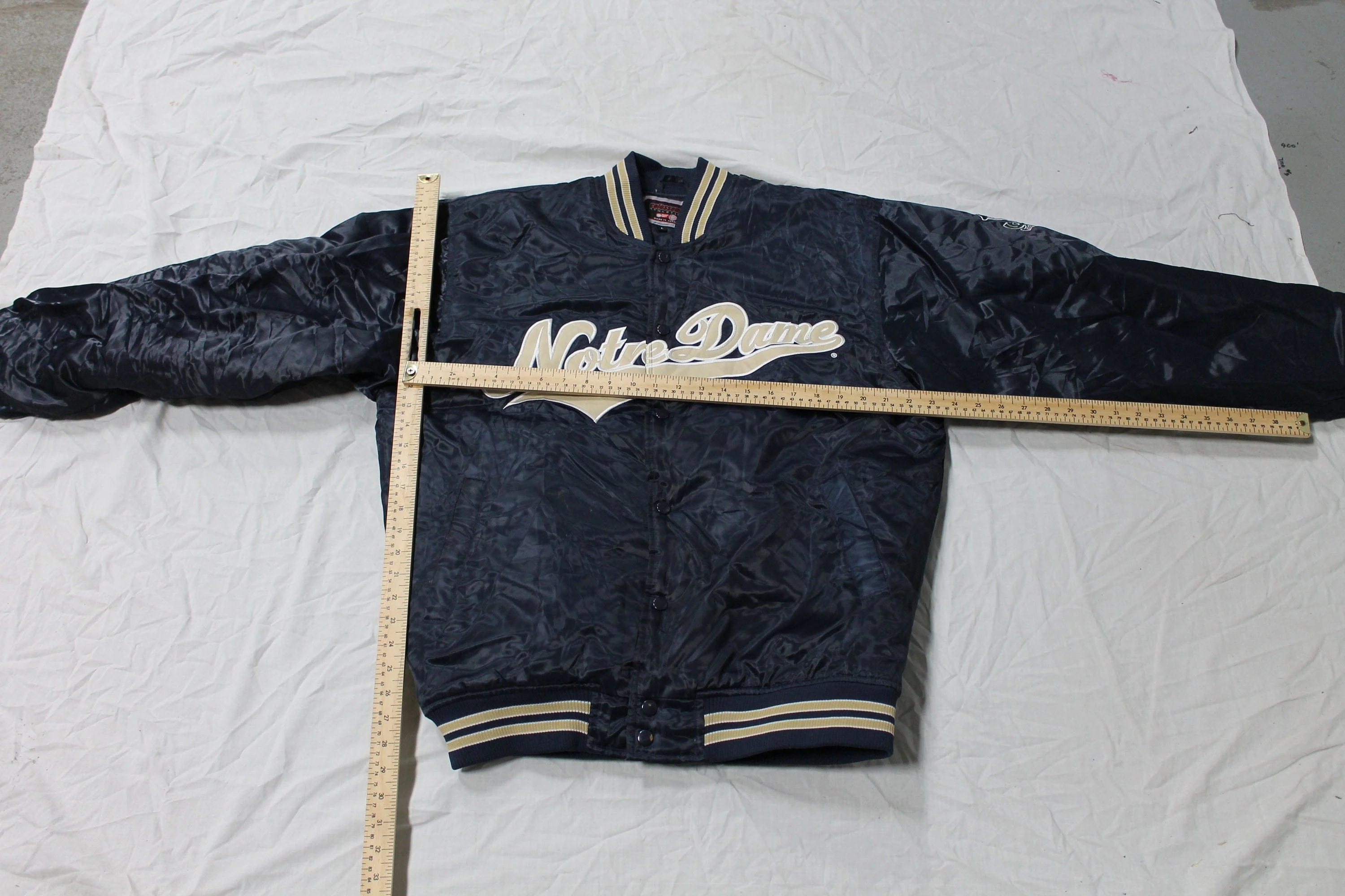 Vintage 1990s University Of Notre Dame Fighting Irish Varsity Bomber Jacket - Image 5