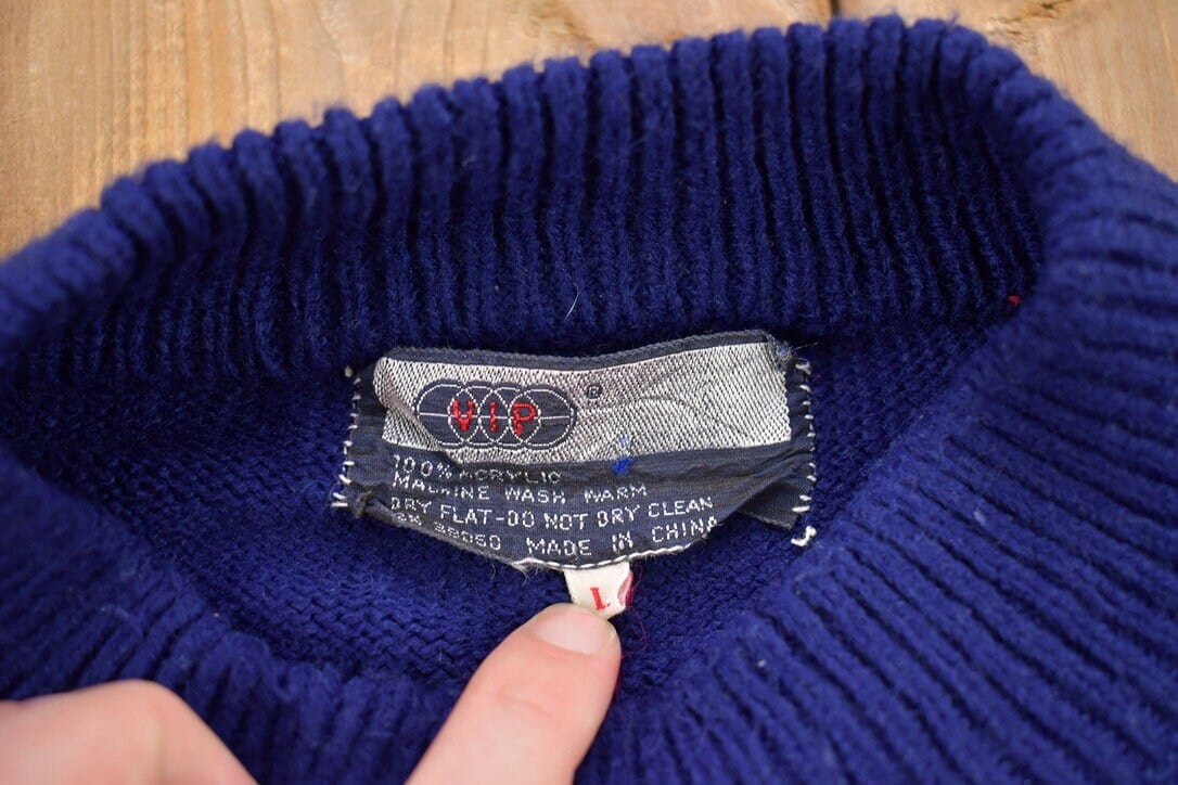 Vintage 1990s VIP Knitted Crewneck Sweater Men's S - Image 3