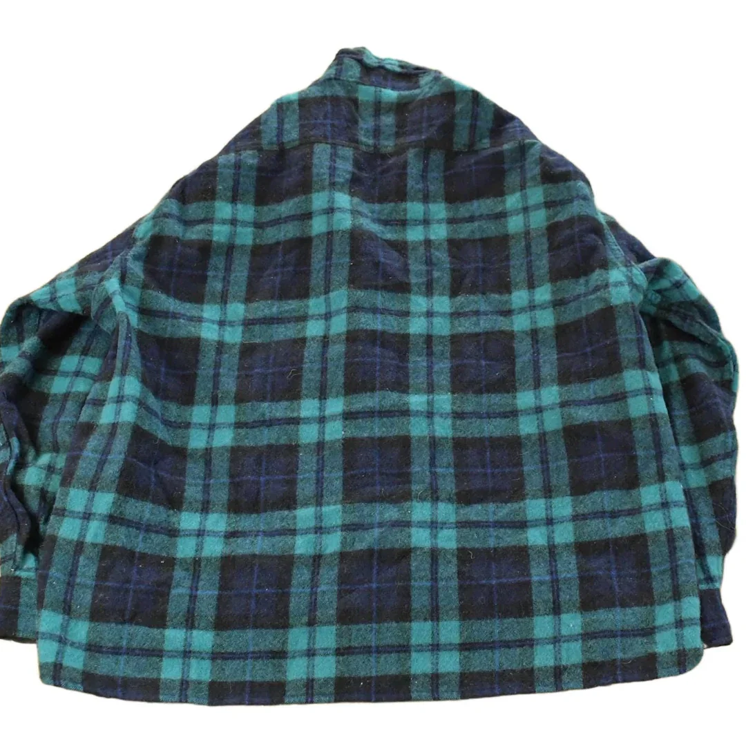 Vintage 1990s Woolrich Plaid Flannel Button Up Shirt Men's XL - Image 2