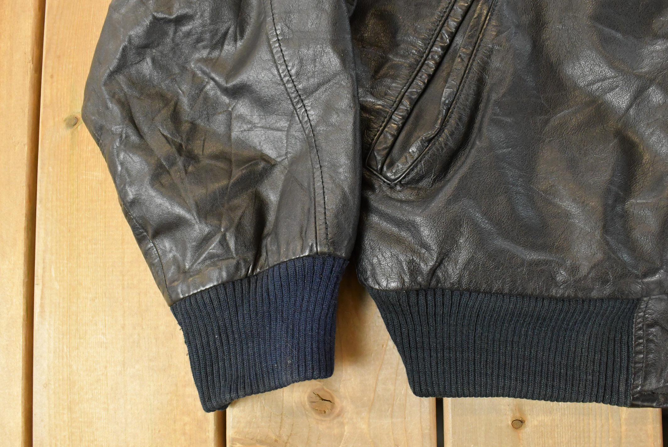 Vintage 1990s World Alliance Leather Bomber Flight Jacket Men's Medium - Image 3