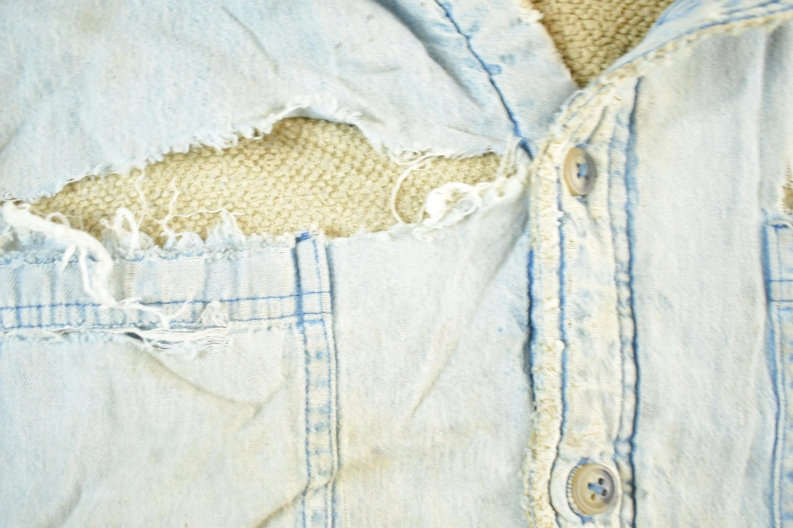 Vintage 1990s Wrangler Thrashed Distressed Lined Denim Button Up Shirt Men's Large - Image 5
