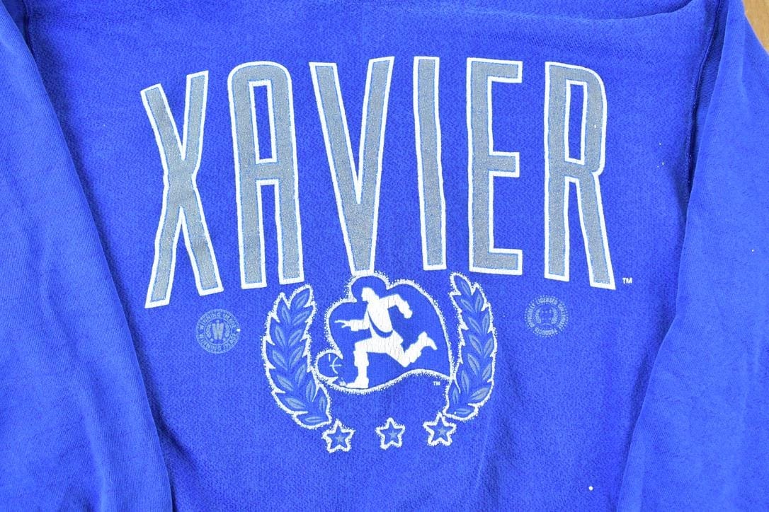 Vintage 1990s Xavier University Crewneck Men's Large - Image 4