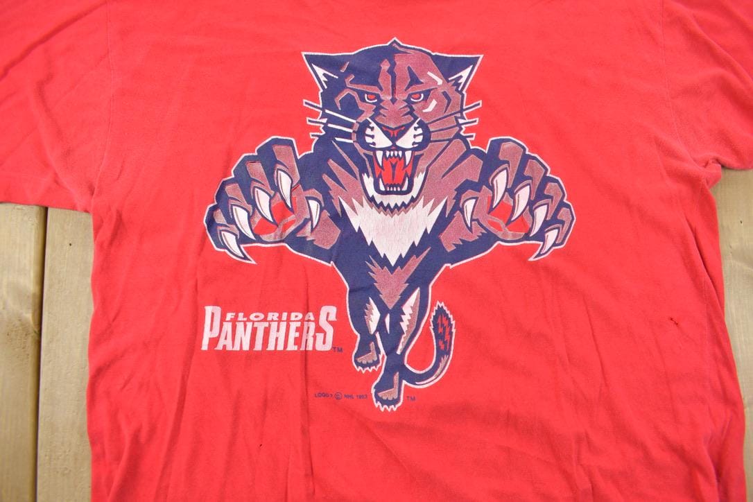 Vintage 1993 Florida Panthers NHL Graphic logo 7 T-Shirt Men's XL - Image 3