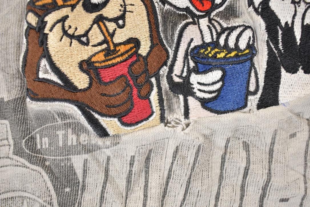 Vintage 1995 Warner Bros Marvin The Invader Embroidered 3D Movie Taz Bugs Crewneck Sweatshirt Men's L - Image 3