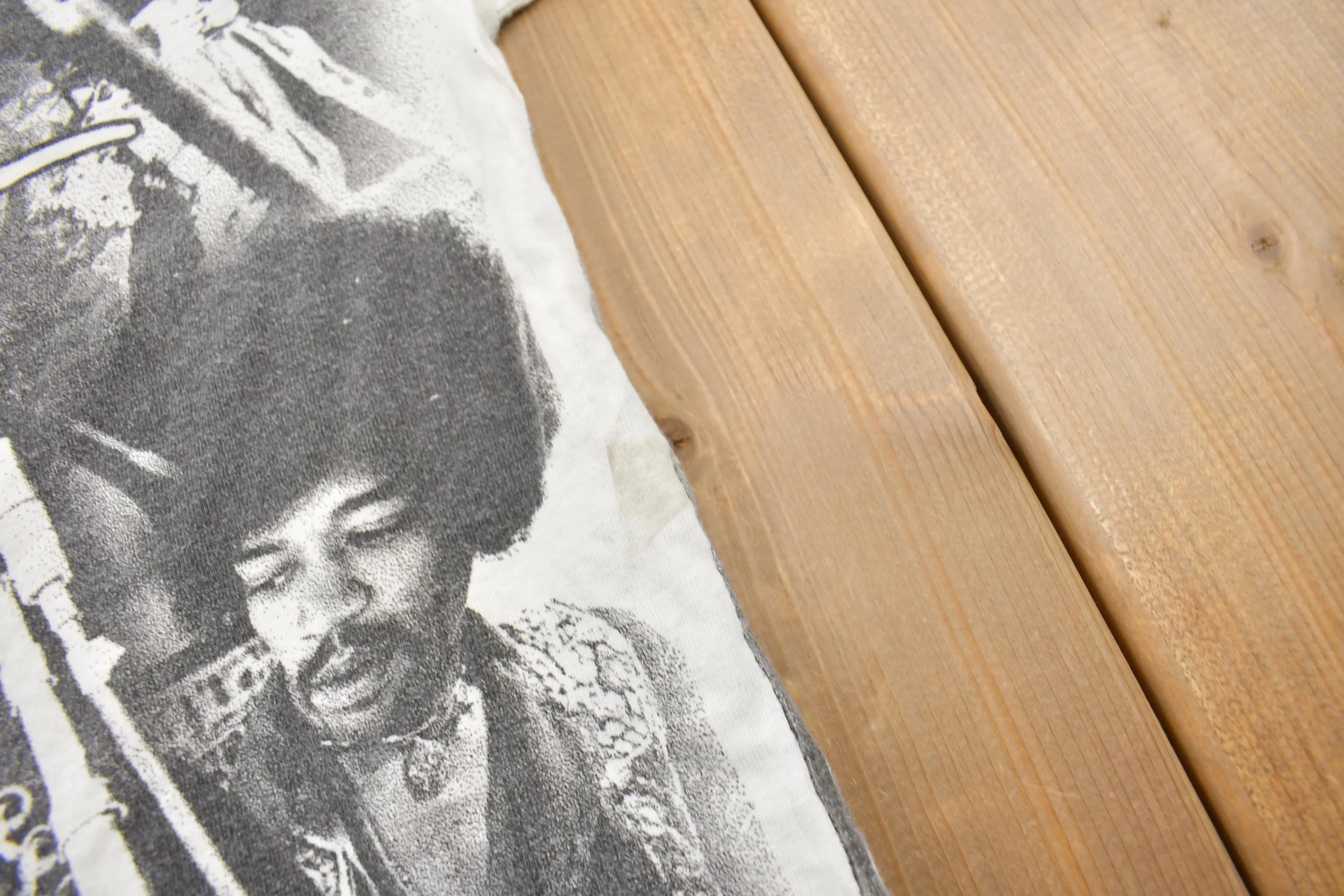 Vintage 1996 Jimi Hendrix All Over Print Band T-shirt - Image 7