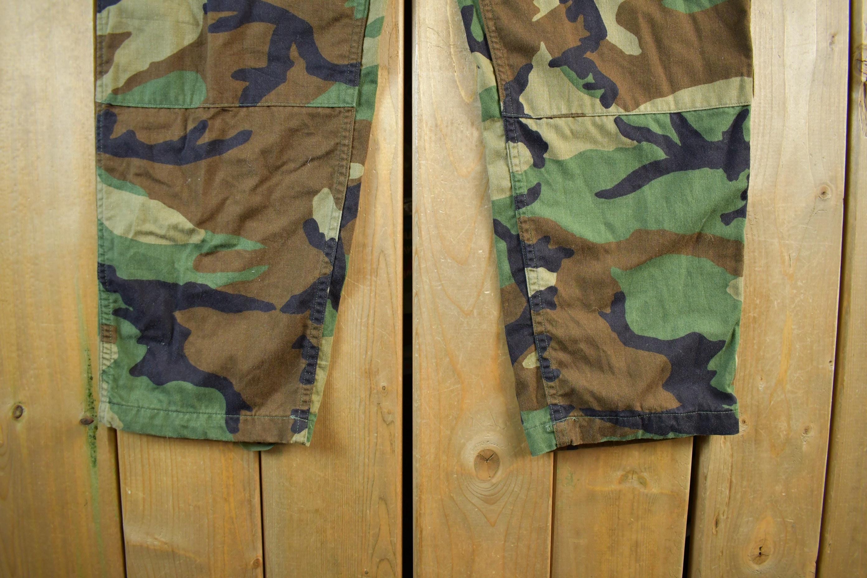 Vintage 2000s Army Woodland Camouflage Cargo Pants Men's 38 x 21 - Image 3